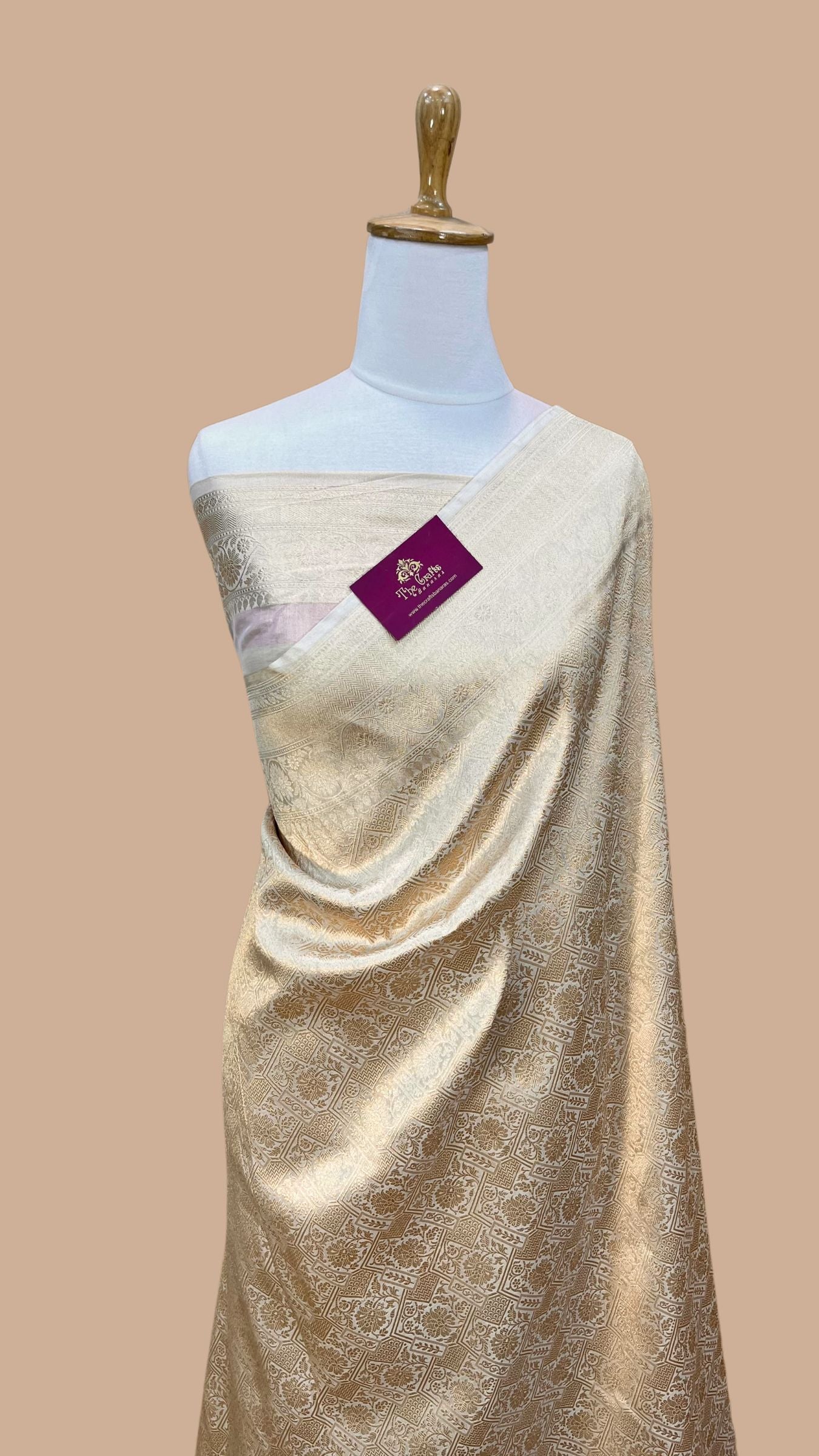 Pure Katan Silk Handloom Banarasi Saree - Tanchui Brocade