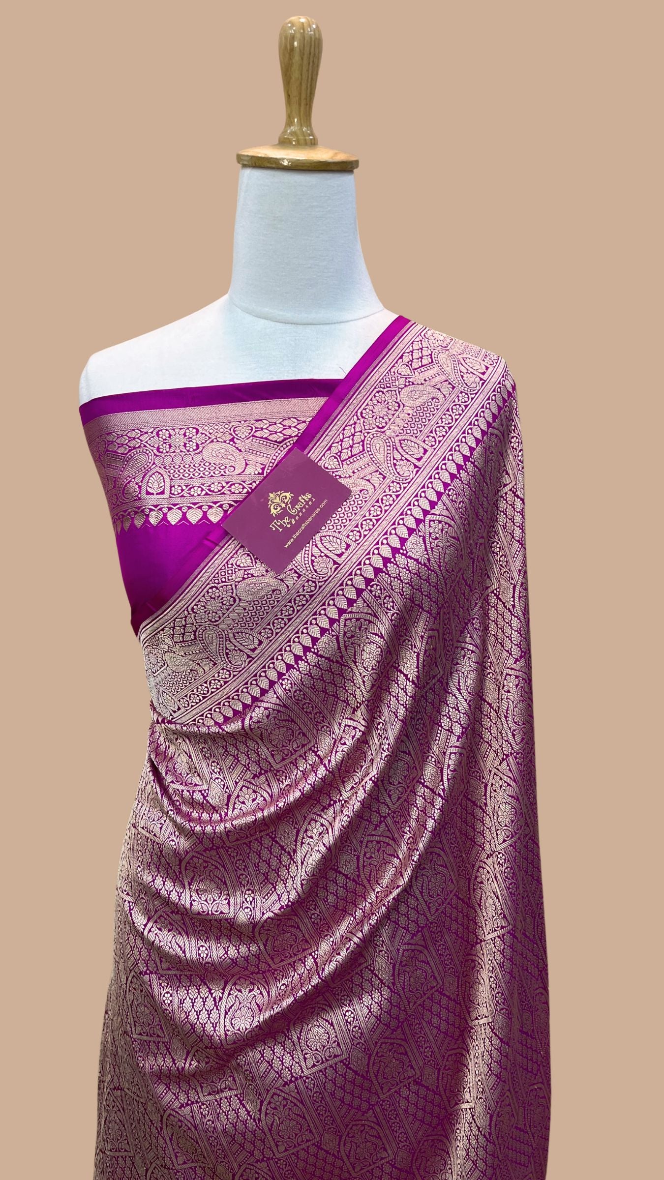 Pure Katan Silk Handloom Banarasi Saree - Tanchui Brocade Meena