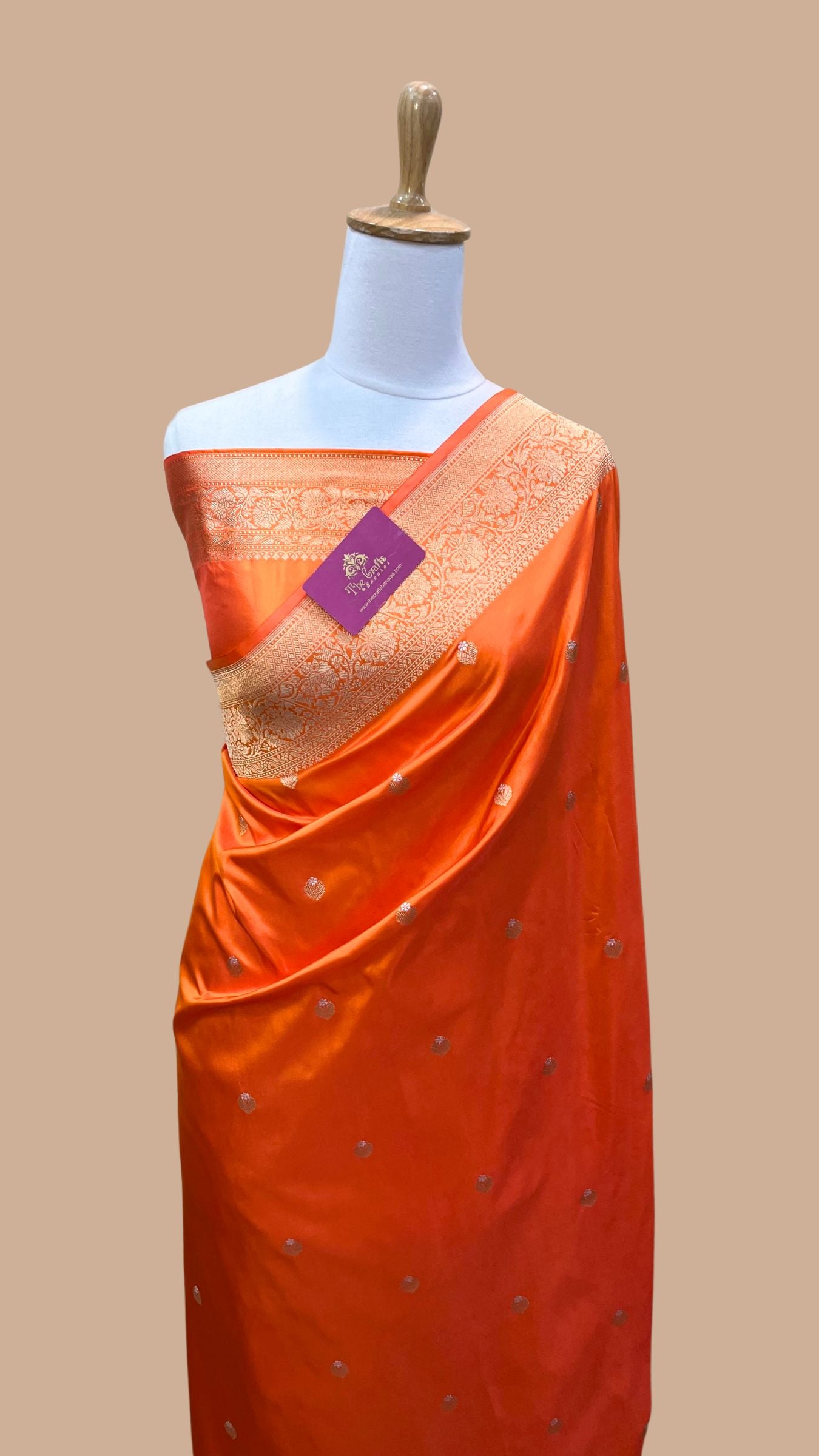 Pure Katan Silk Handloom Banarasi Saree - With Sona Roopa kadhua Motifs