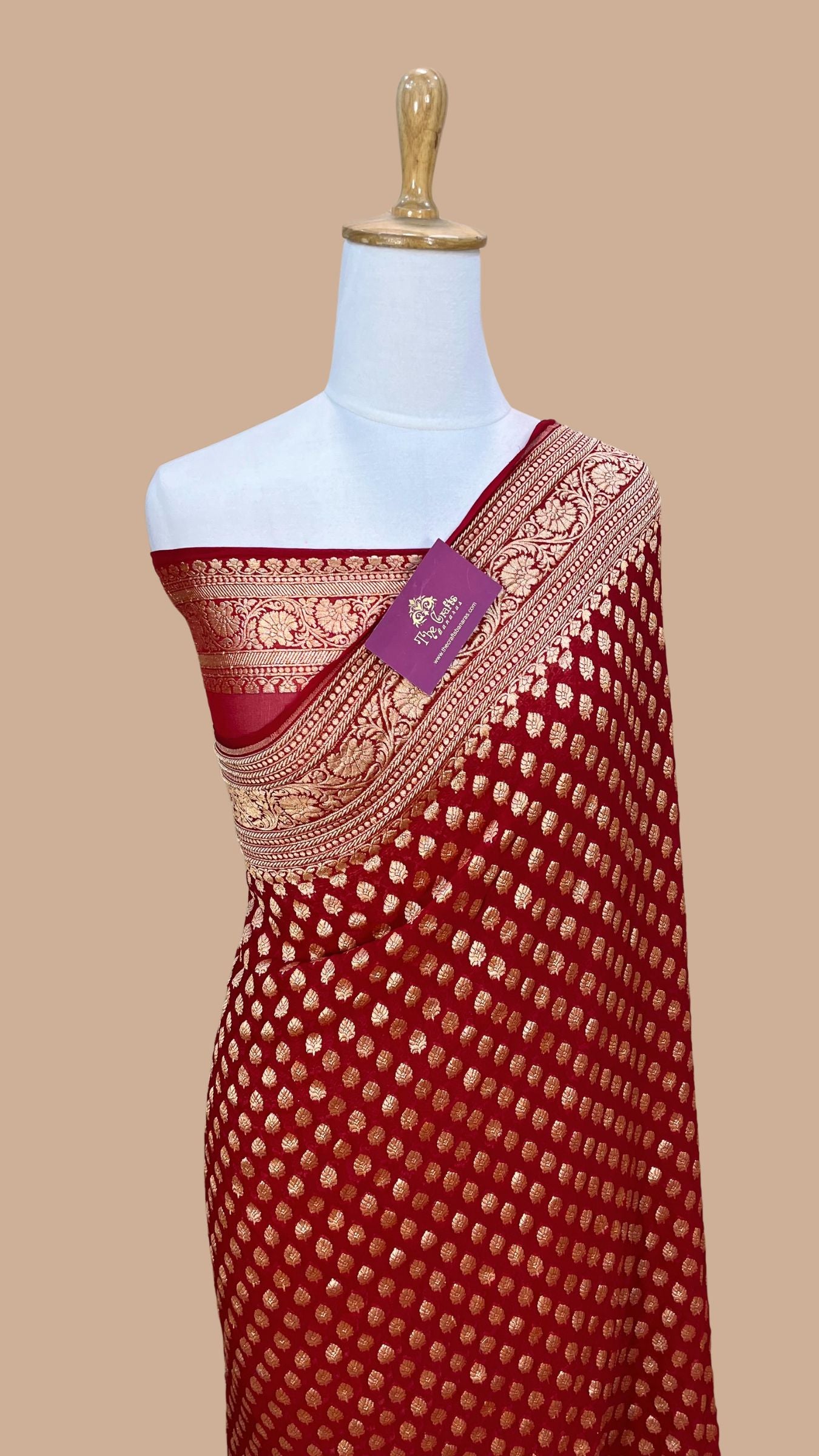 Khaddi Georgette Banarasi Saree - Gold Zari