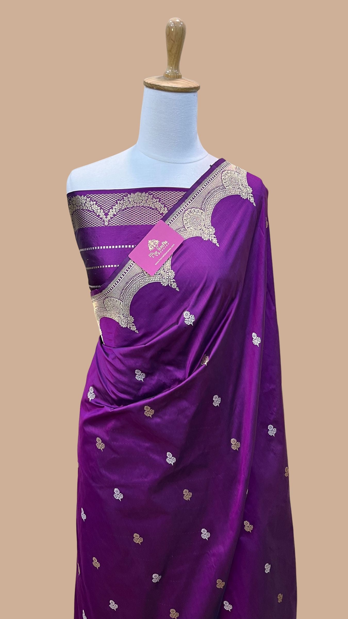 Pure Katan Silk Handloom Banarasi Saree - With Kadhua Sona Rupa Buti