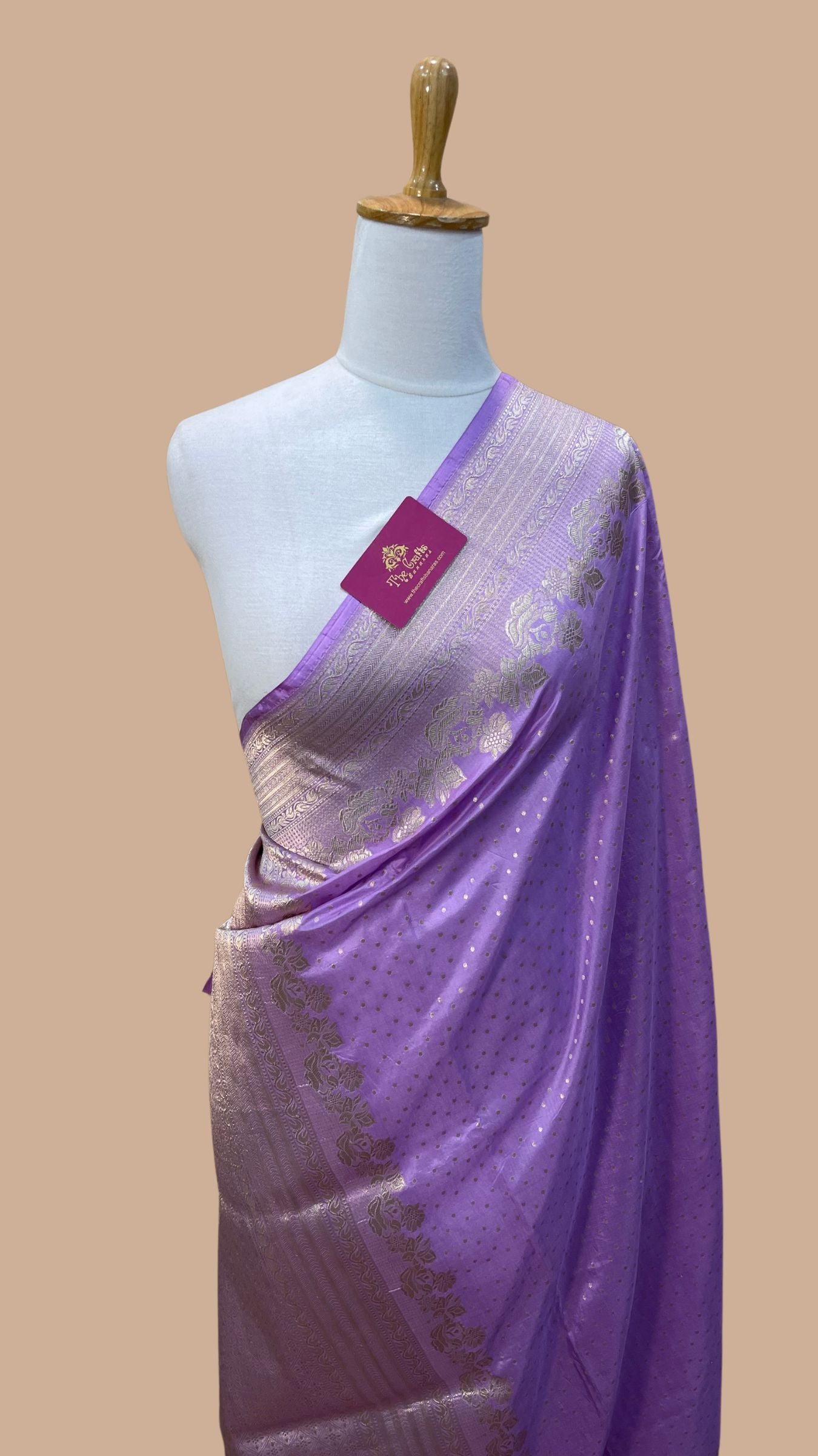 Pure Katan Silk Handloom Banarasi Saree - Chunri Buti