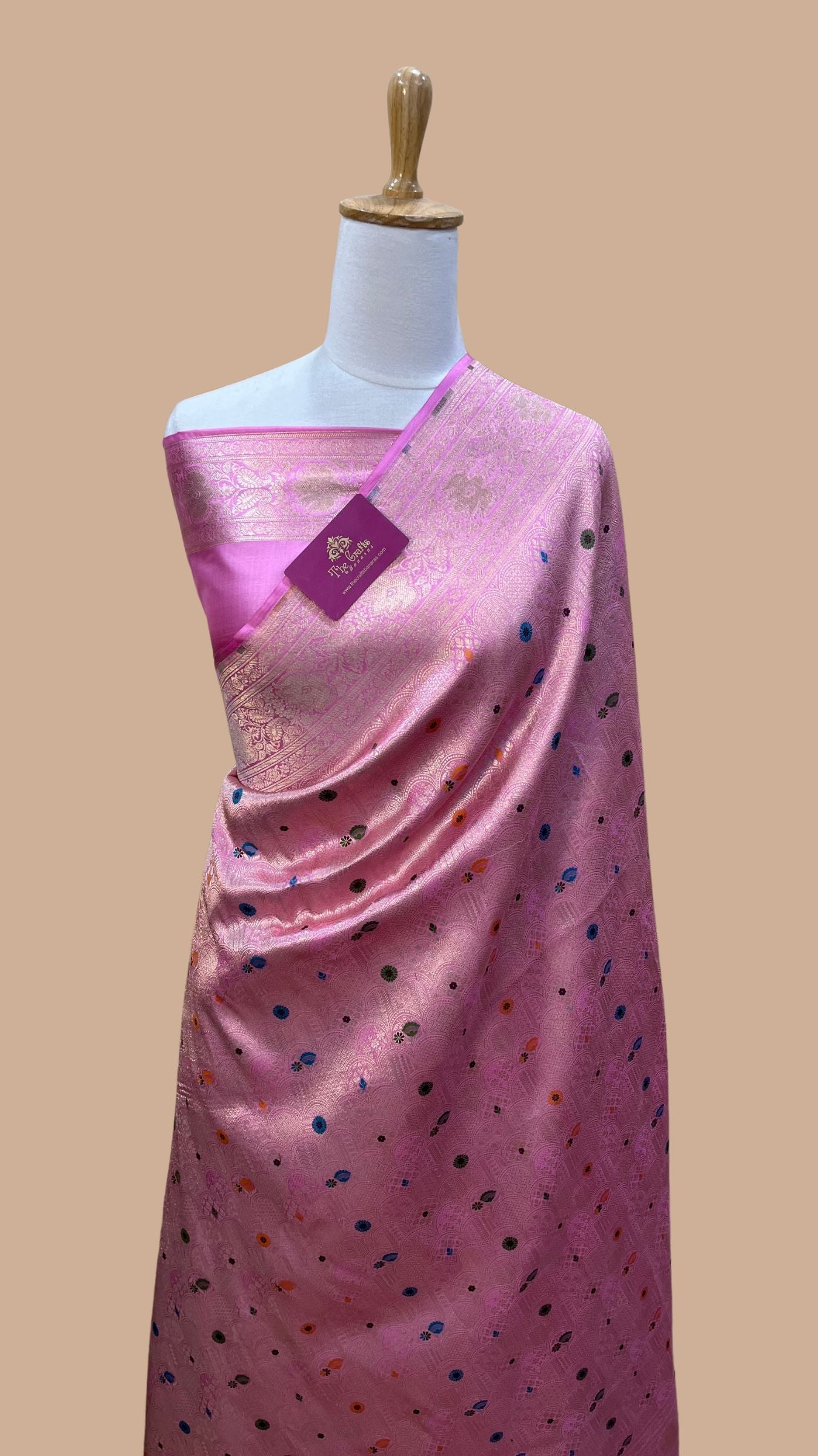 Pure Katan Silk Handloom Banarasi Saree - Tanchui Brocade Meena