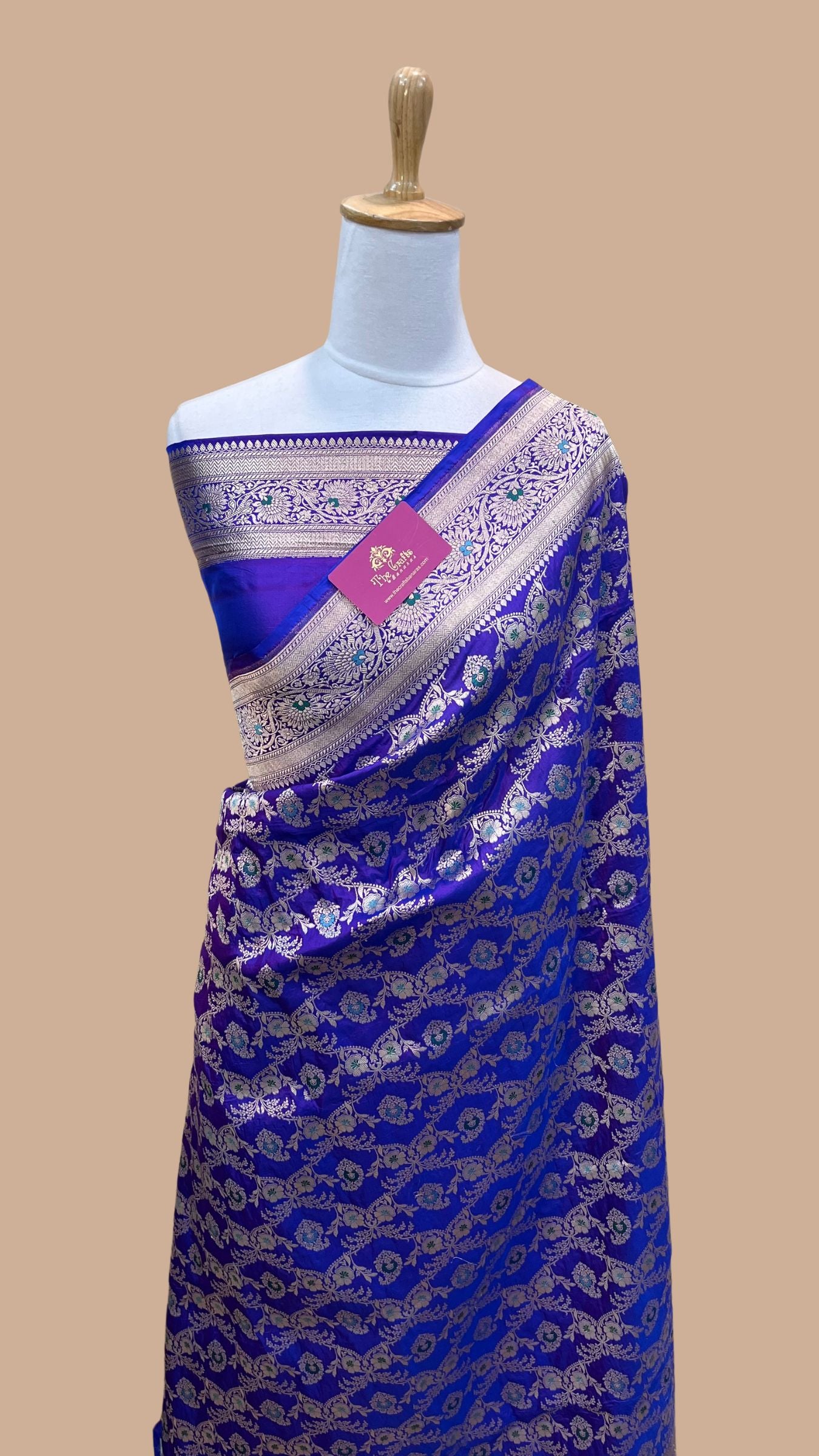 Pure Katan Silk Handloom Banarasi Saree - Jaal Work With Meenakari