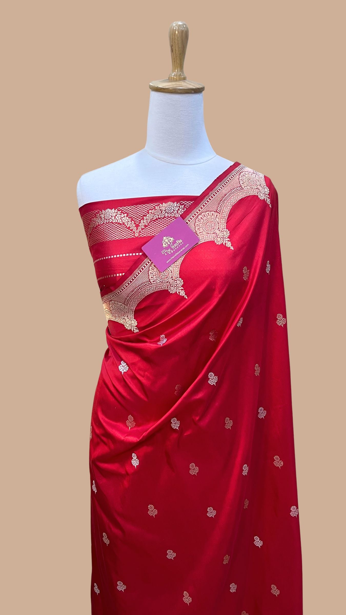 Pure Katan Silk Handloom Banarasi Saree - With Kadhua Sona Rupa Buti