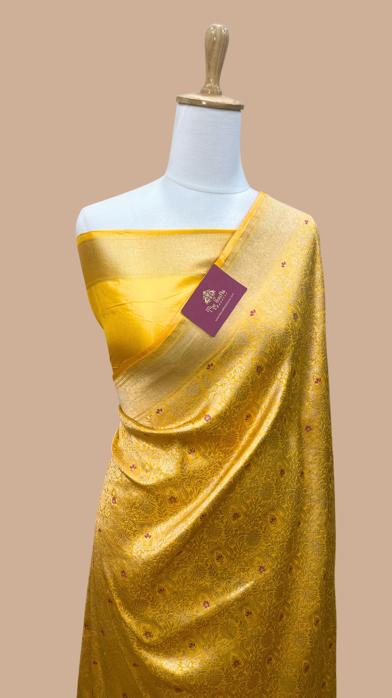 Pure Katan Silk Handloom Banarasi Saree - Tanchui Brocade Meena