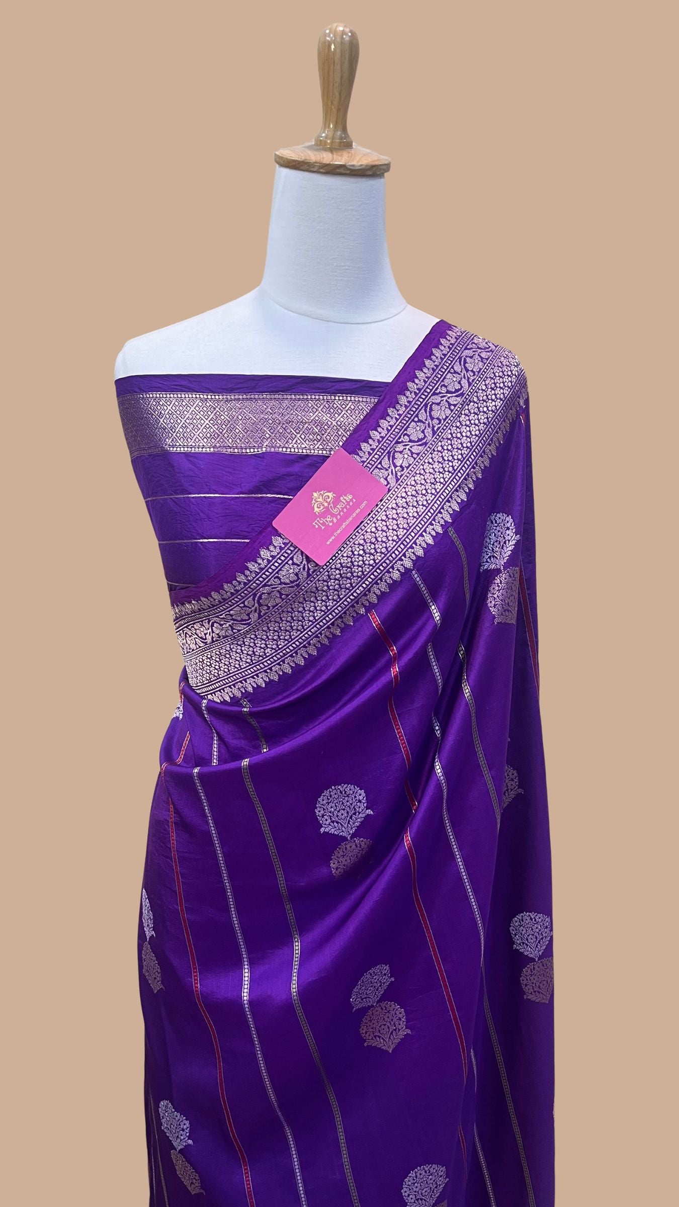 Pure Katan Silk Handloom Banarasi Saree - with kadhua stripes
