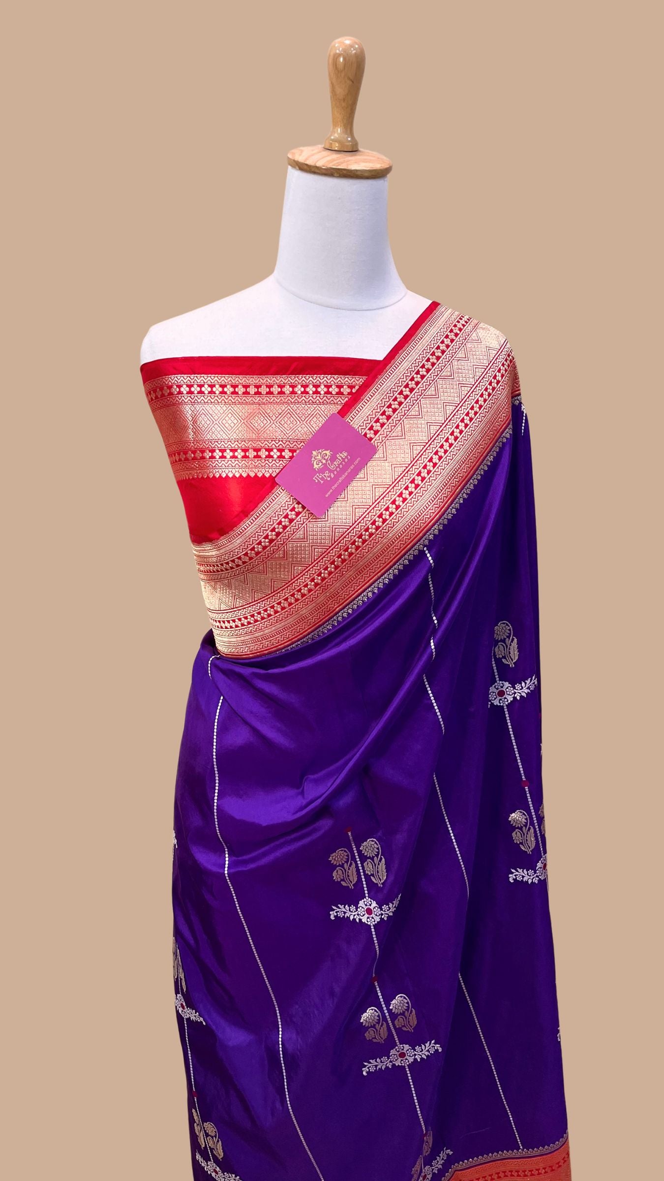 Pure Katan Silk Handloom Banarasi Saree - with kadhua meenakari motifs