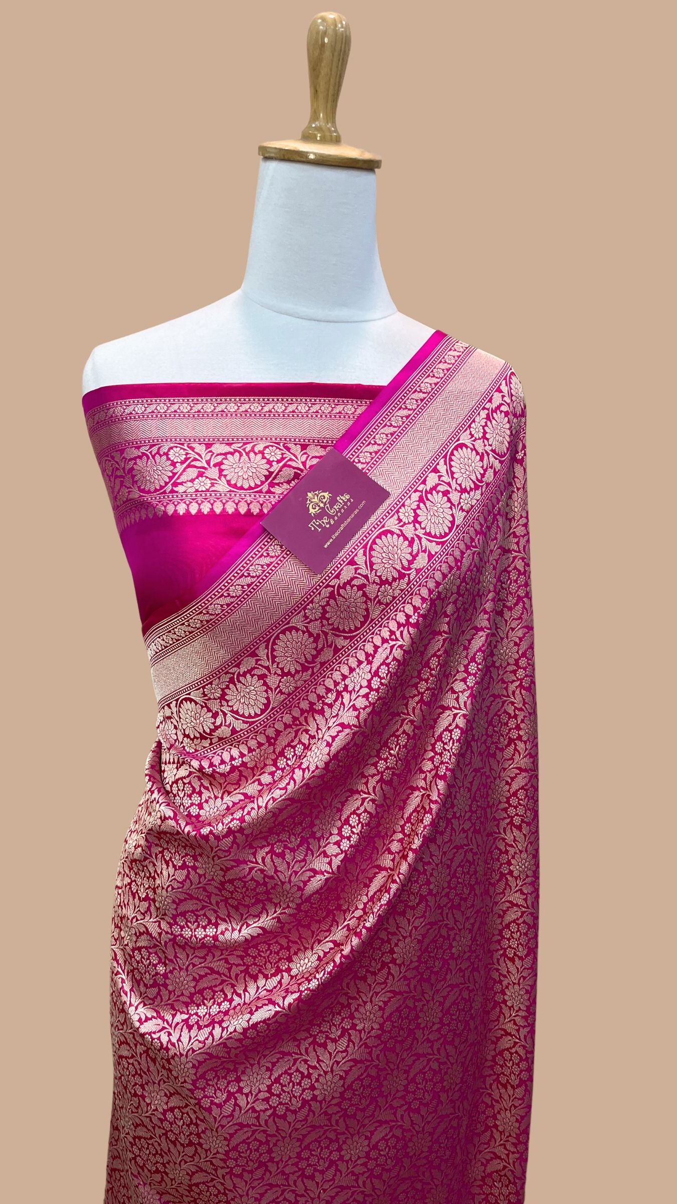 Pure Katan Silk Handloom Banarasi Saree - Tanchui Brocade Meena