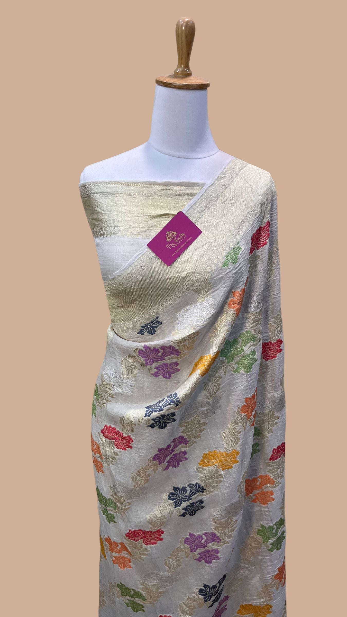 Tussar Georgette Handloom Banarasi Saree - Jaal with Meenakari