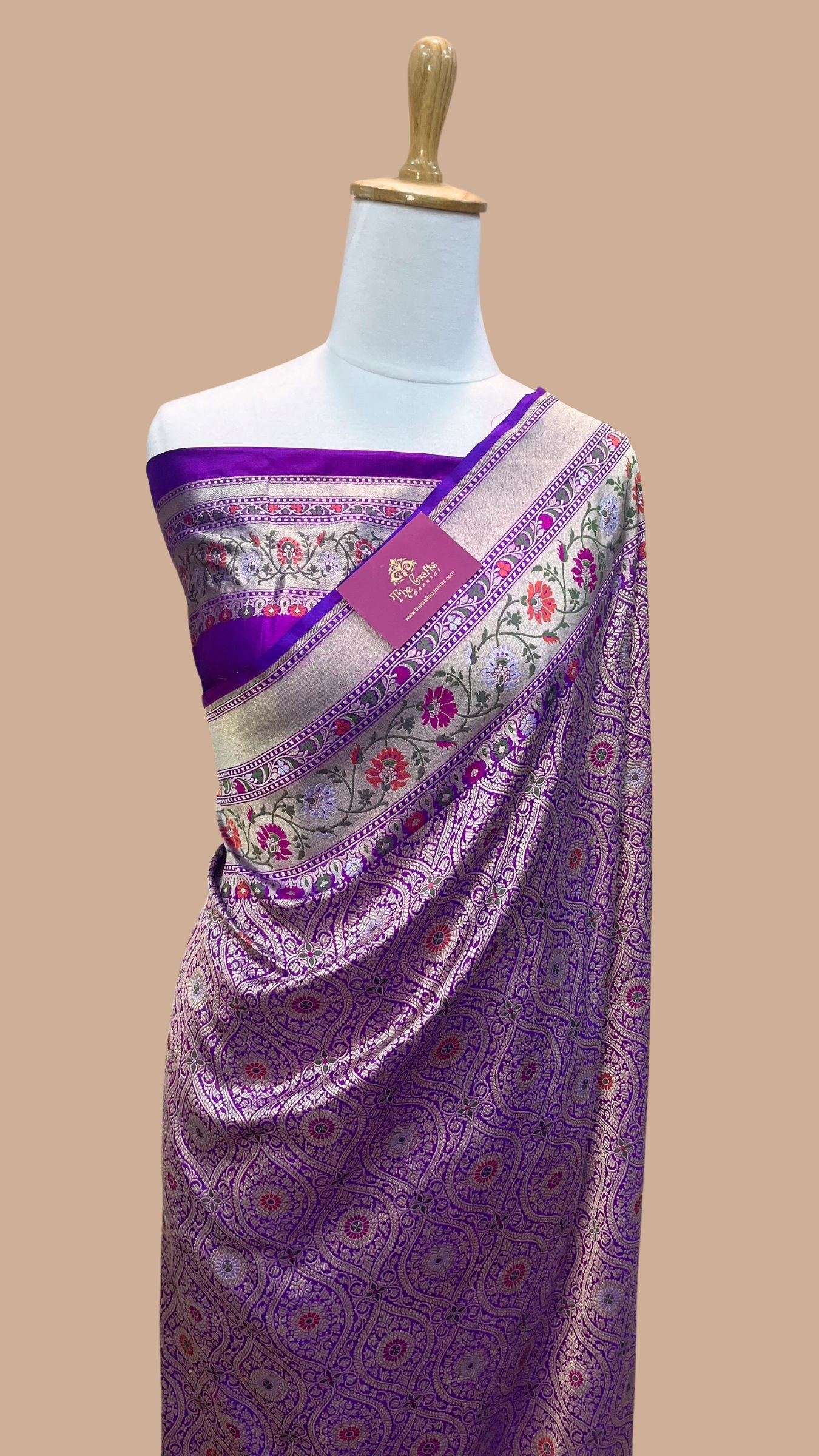 Pure Katan Silk Handloom Banarasi Saree - Tanchui Brocade Meena