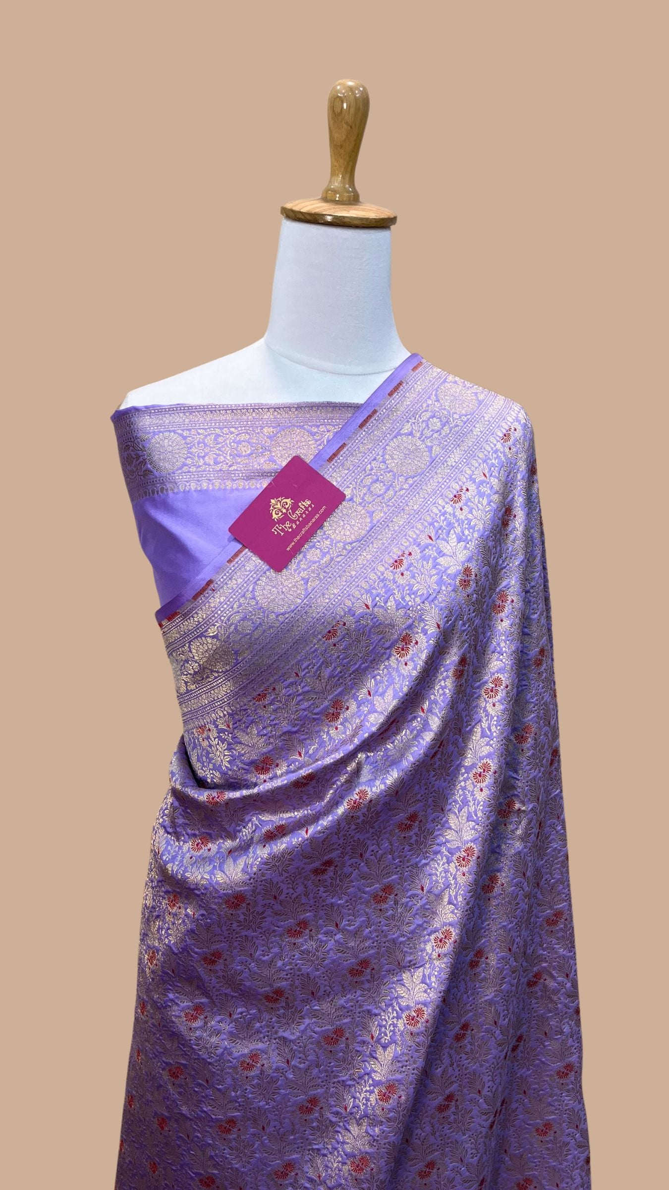 Pure Katan Silk Handloom Banarasi Saree - Tanchui Brocade Meena