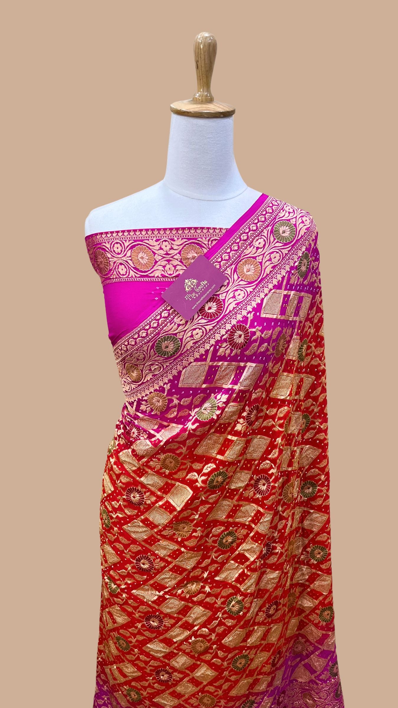 Pure Georgette Banarasi Handloom Bandhej Saree-With Meenakari Work