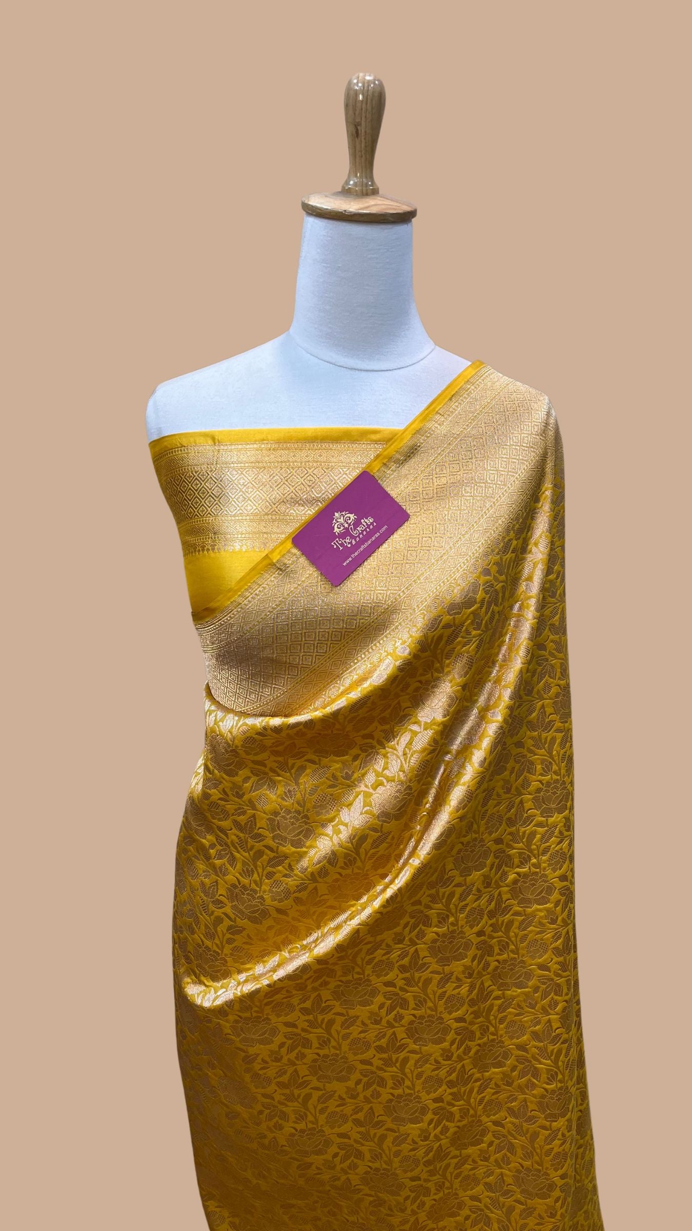 Pure Katan Silk Handloom Banarasi Saree - Tanchui Brocade