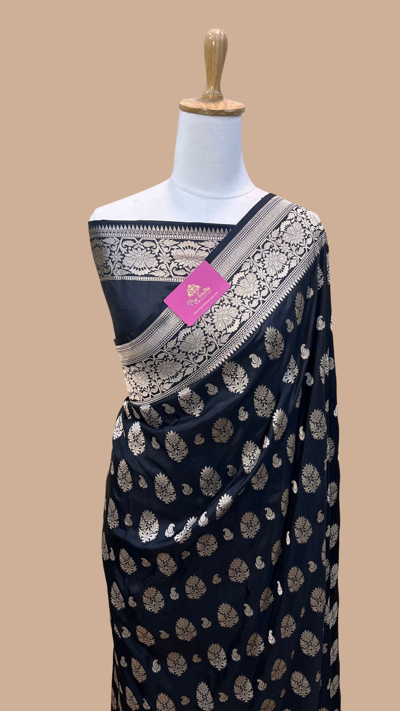 Pure Katan Silk Handloom Banarasi Saree - Jaal work