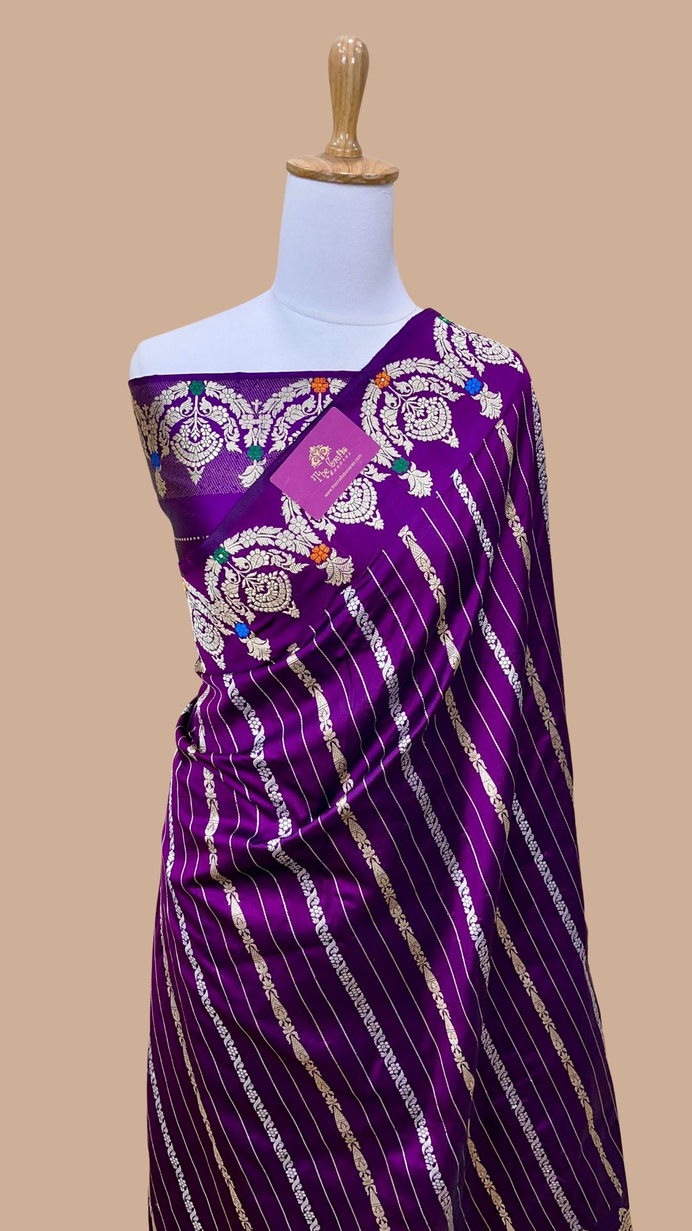 Pure Katan Silk Handloom Banarasi Saree - With Kadhua Meenakari work