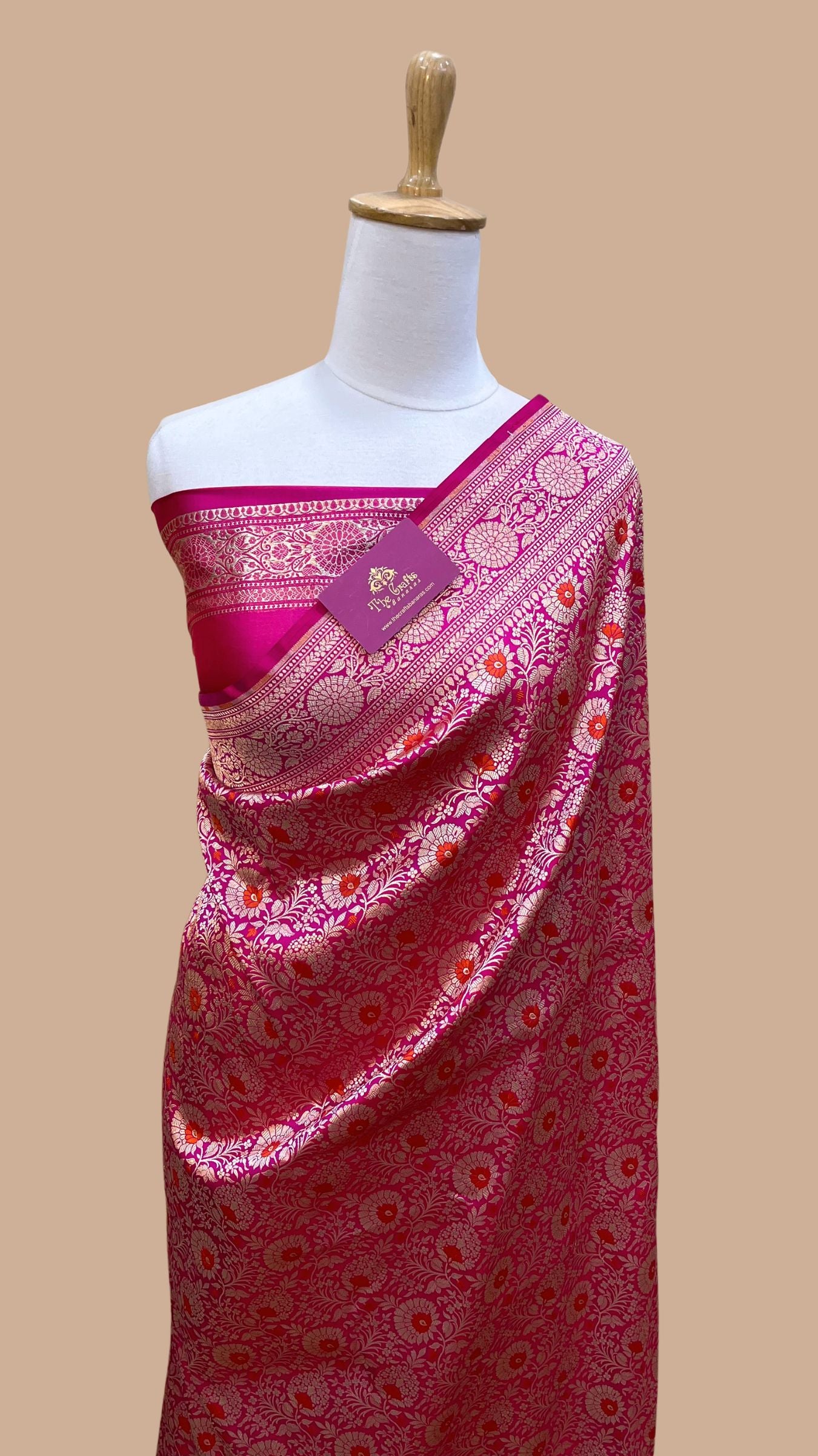 Pure Katan Silk Handloom Banarasi Saree - Tanchui Brocade Meena