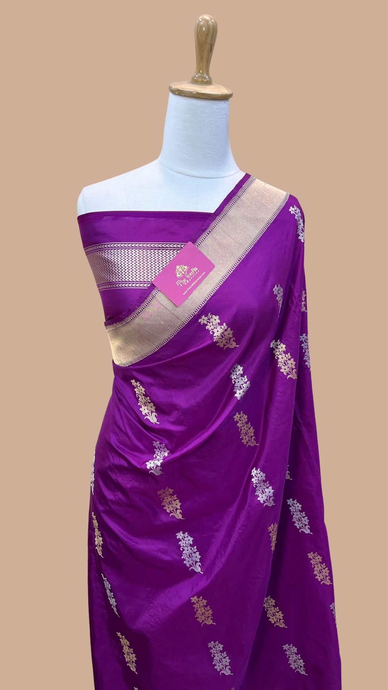 Pure Katan Silk Handloom Banarasi Saree - With kadhua Sona Roopa  Motifs