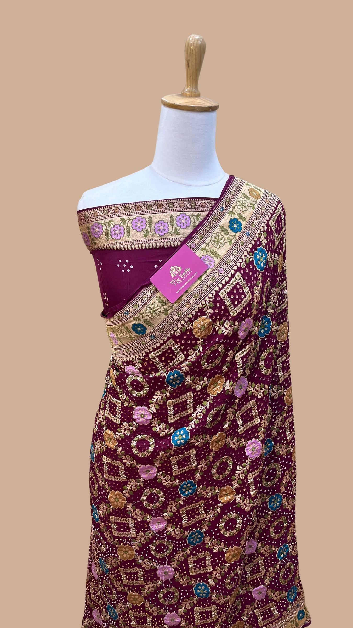 Pure Georgette Banarasi Handloom Bandhej Saree-With Meenakari Work