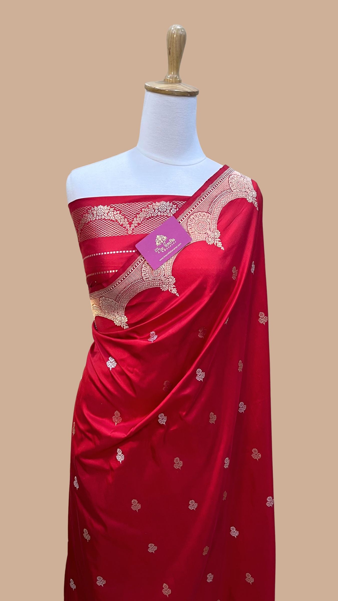 Pure Katan Silk Handloom Banarasi Saree - With Kadhua Sona Rupa Buti