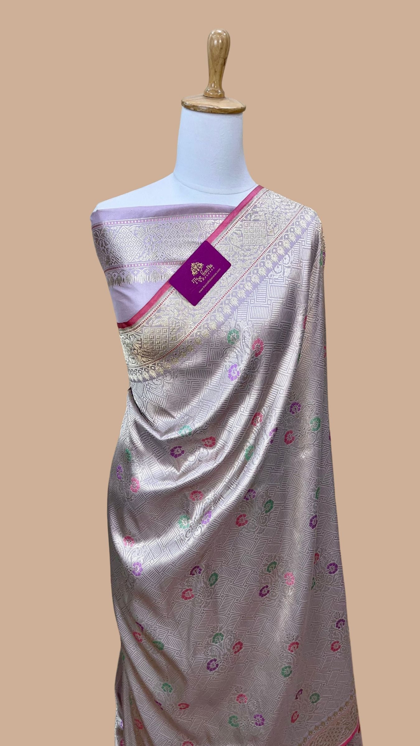 Pure Katan Silk Handloom Banarasi Saree - Kadhua Tanchui Brocade Meena