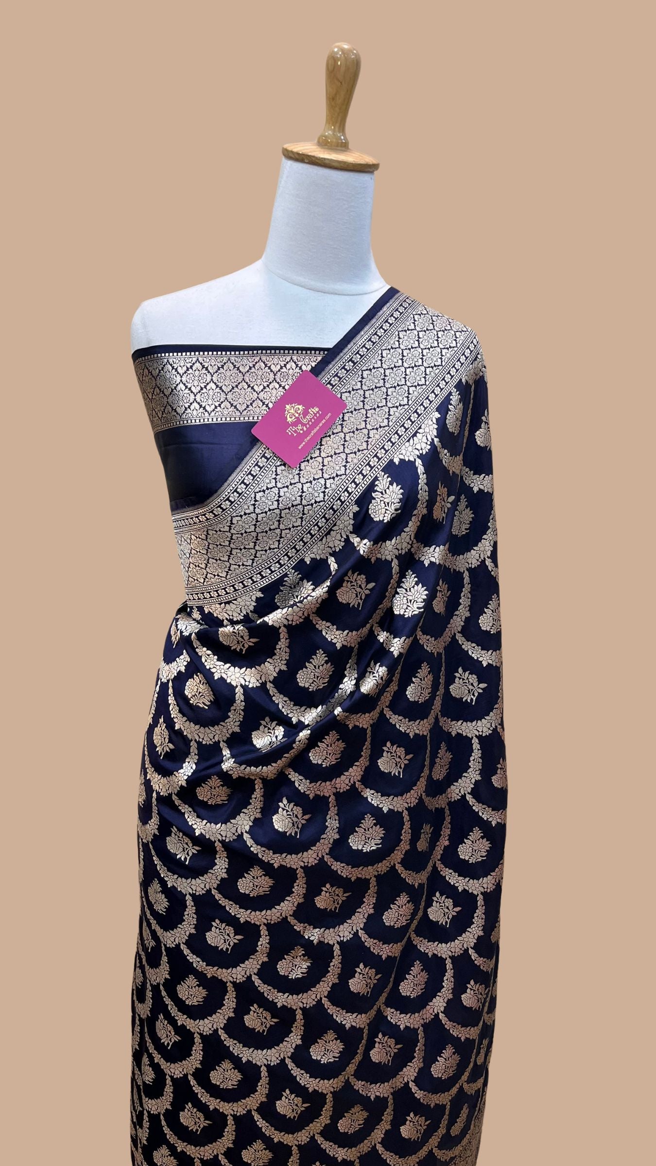 Pure Katan Silk Handloom Banarasi Saree - Jaal work
