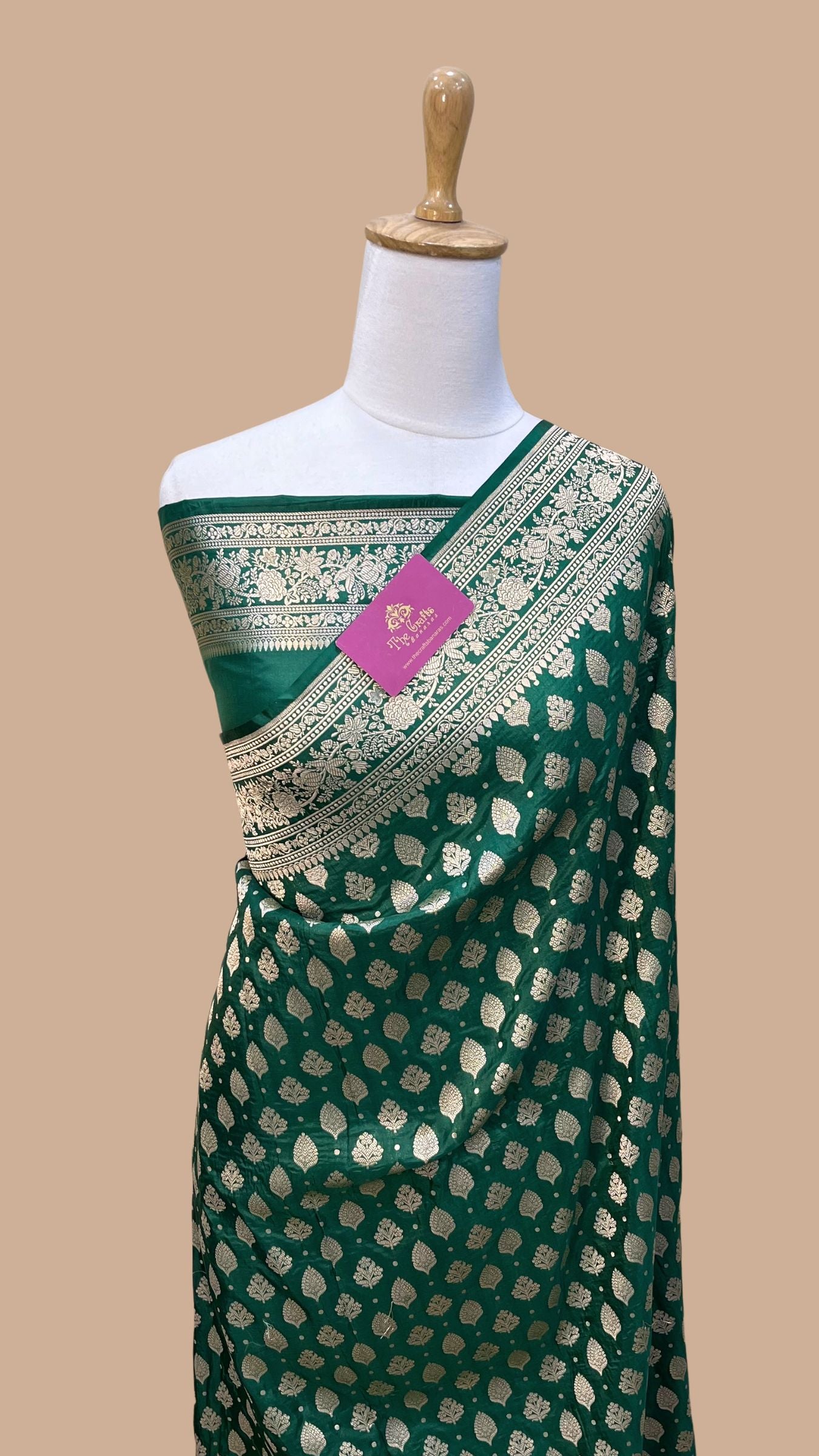 Pure Katan Silk Handloom Banarasi Saree - Jaal work