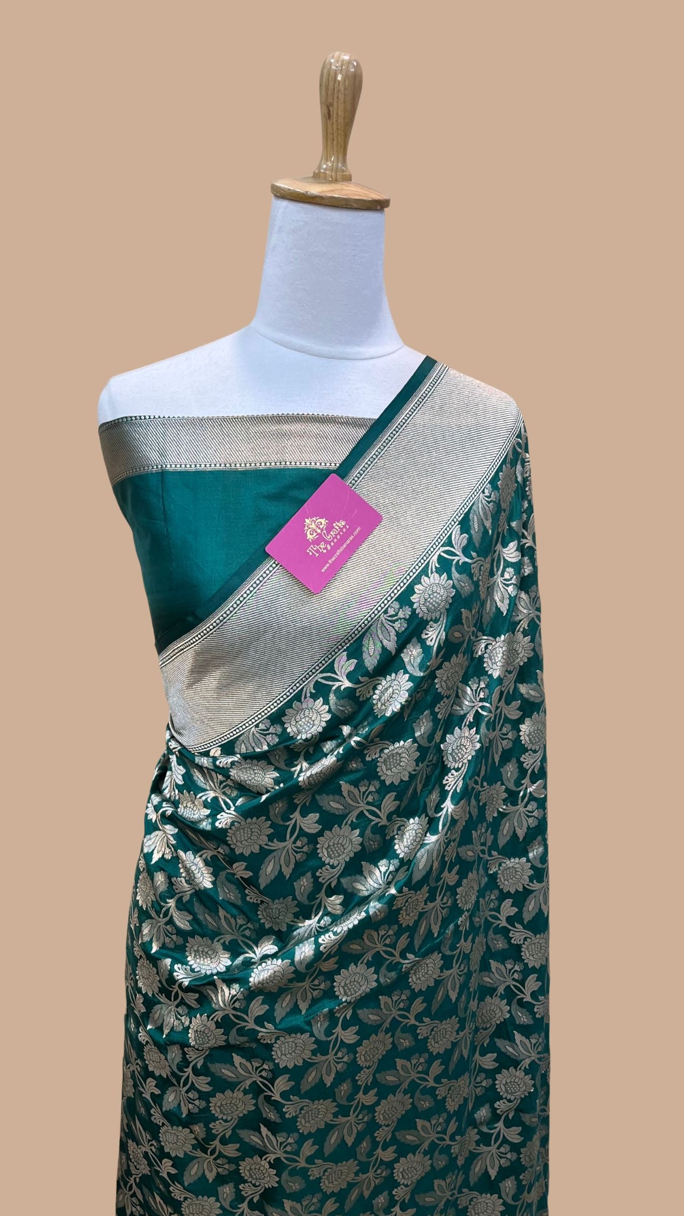 Pure Katan Silk Handloom Banarasi Saree - Jaal work