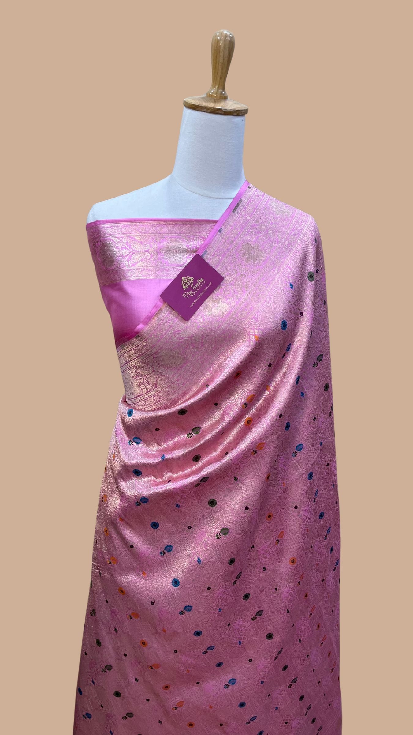 Pure Katan Silk Handloom Banarasi Saree - Tanchui Brocade Meena