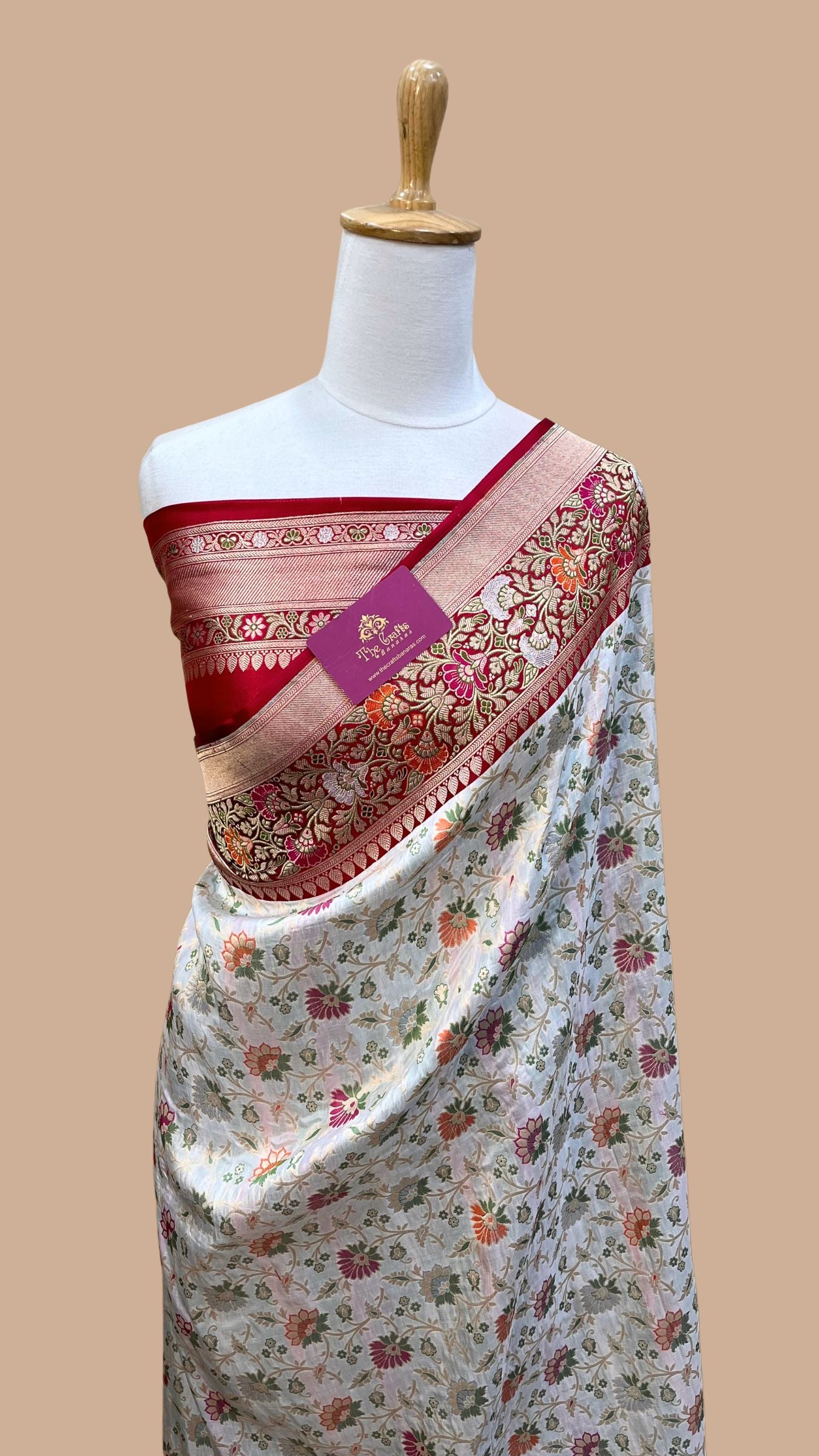 Pure Katan Silk Handloom Banarasi Saree - Jall Work With Meenakari Tilfi