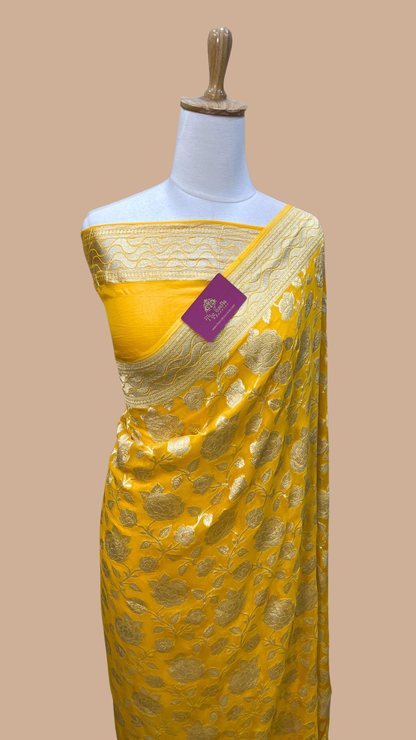 Khaddi Georgette Handloom Banarasi Saree - Water Zari