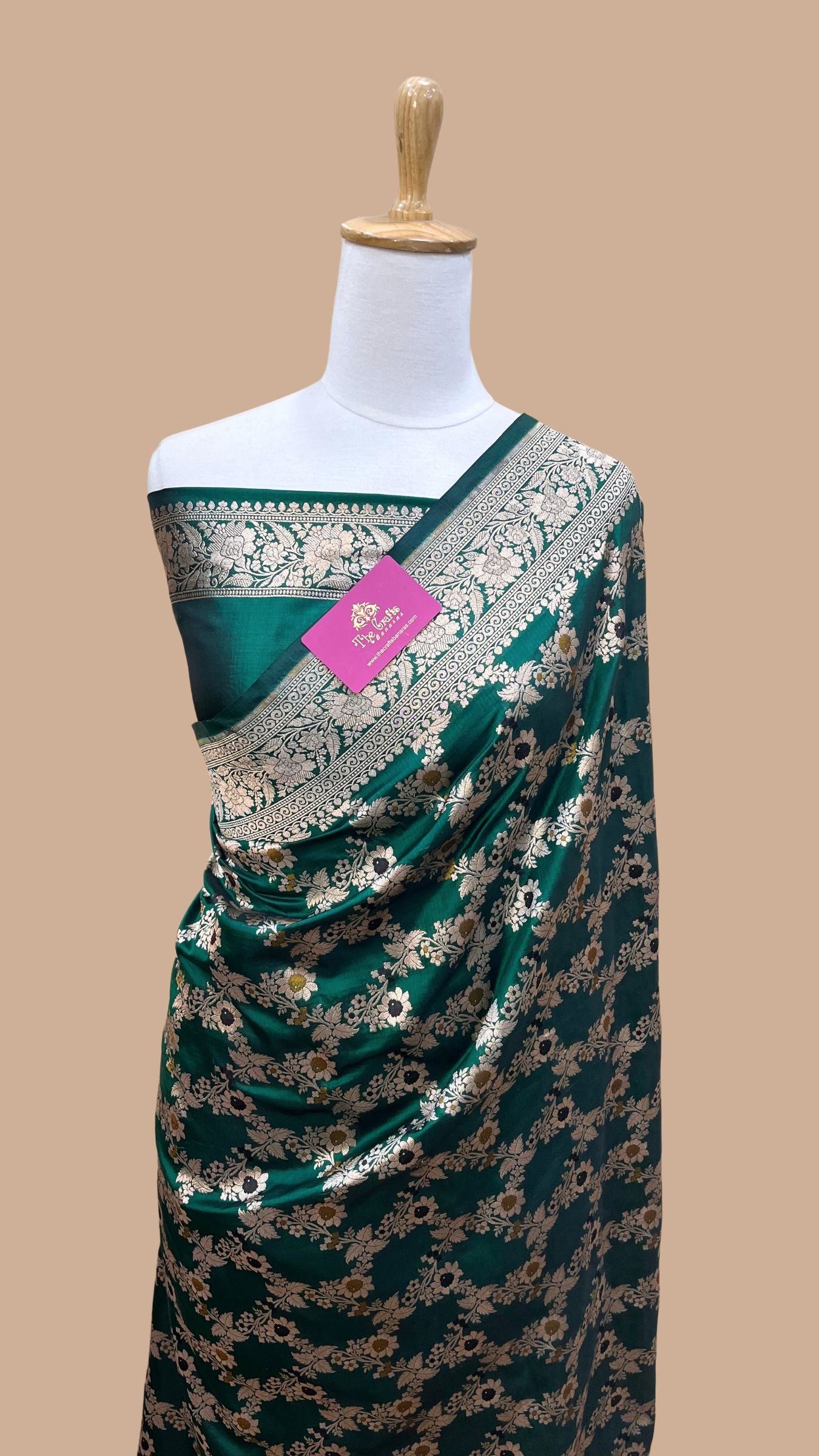 Pure Katan Silk Handloom Banarasi Saree - Jaal Work With Meenakari
