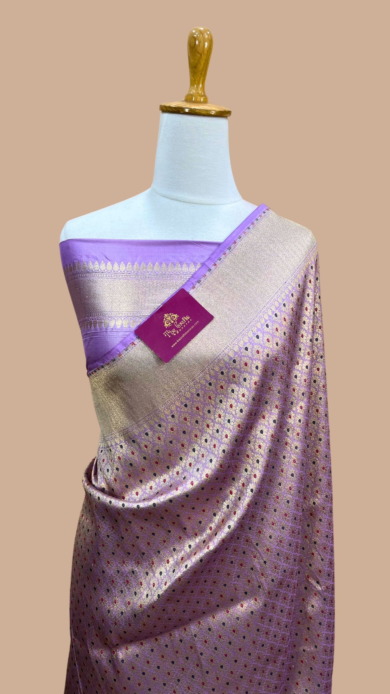 Pure Katan Silk Handloom Banarasi Saree - Tanchui Brocade Meena