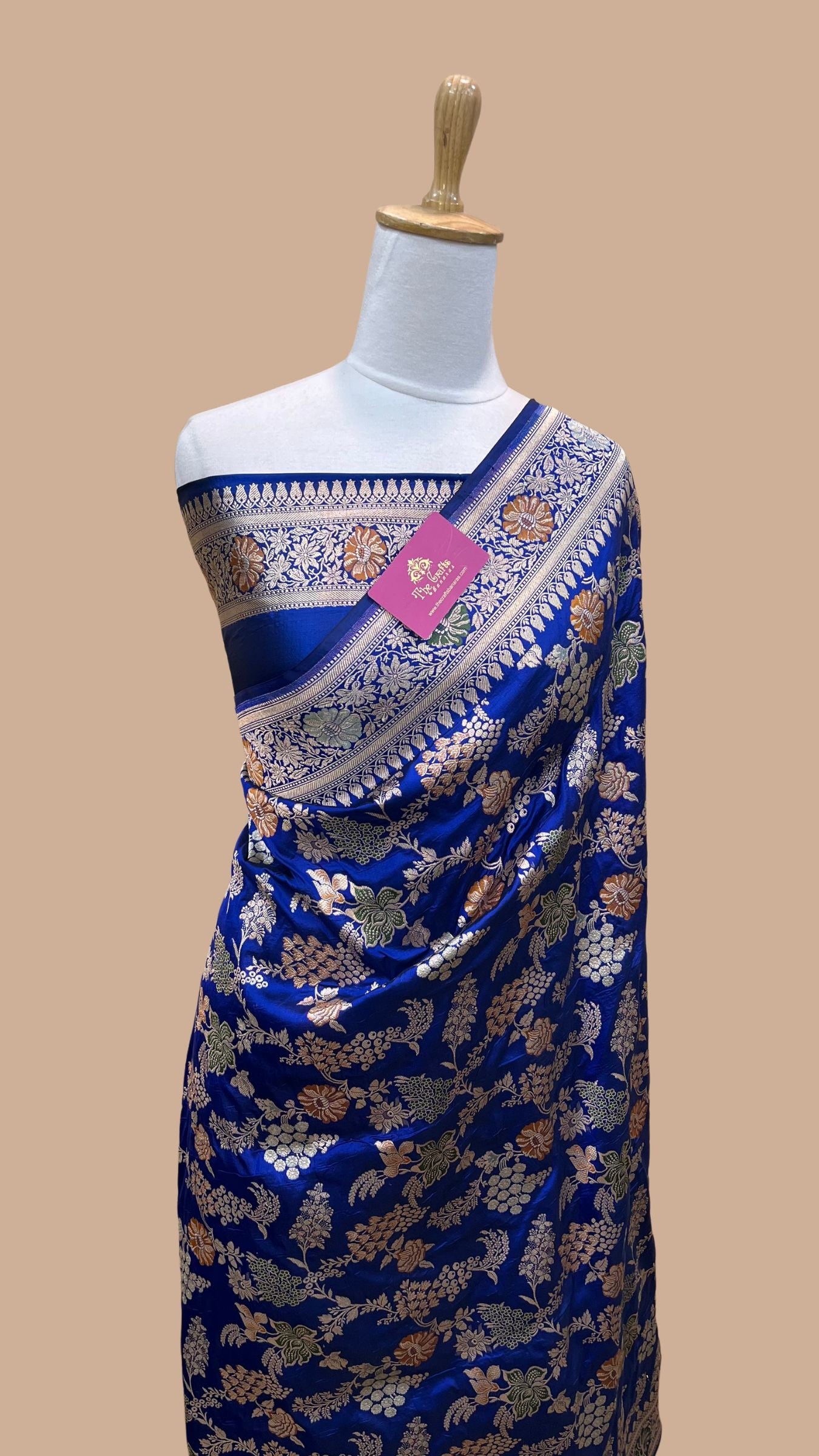 Pure Katan Silk Handloom Banarasi Saree - Jaal Work With Meenakari