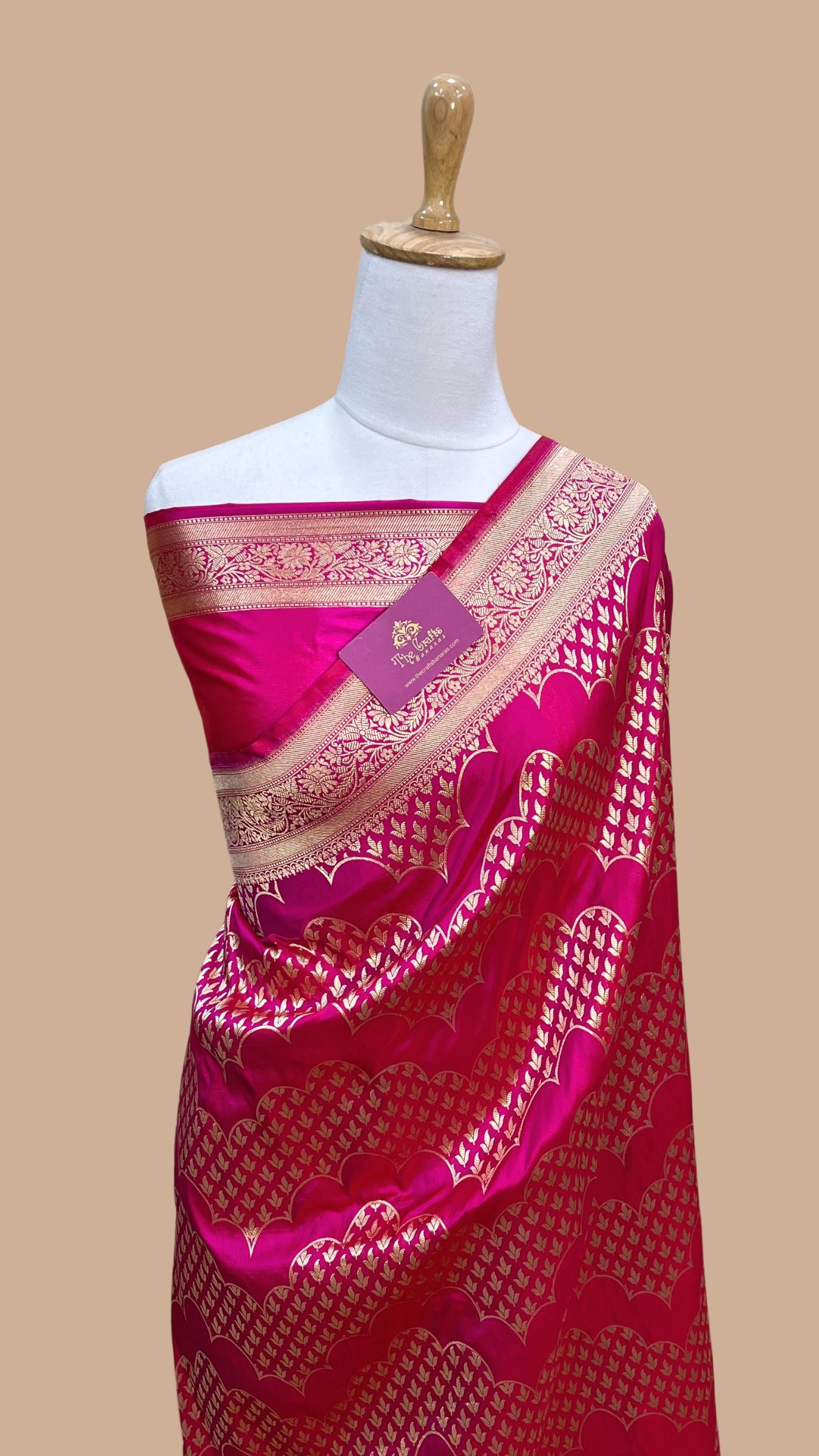 Pure Katan Silk Handloom Banarasi Saree - Jaal work