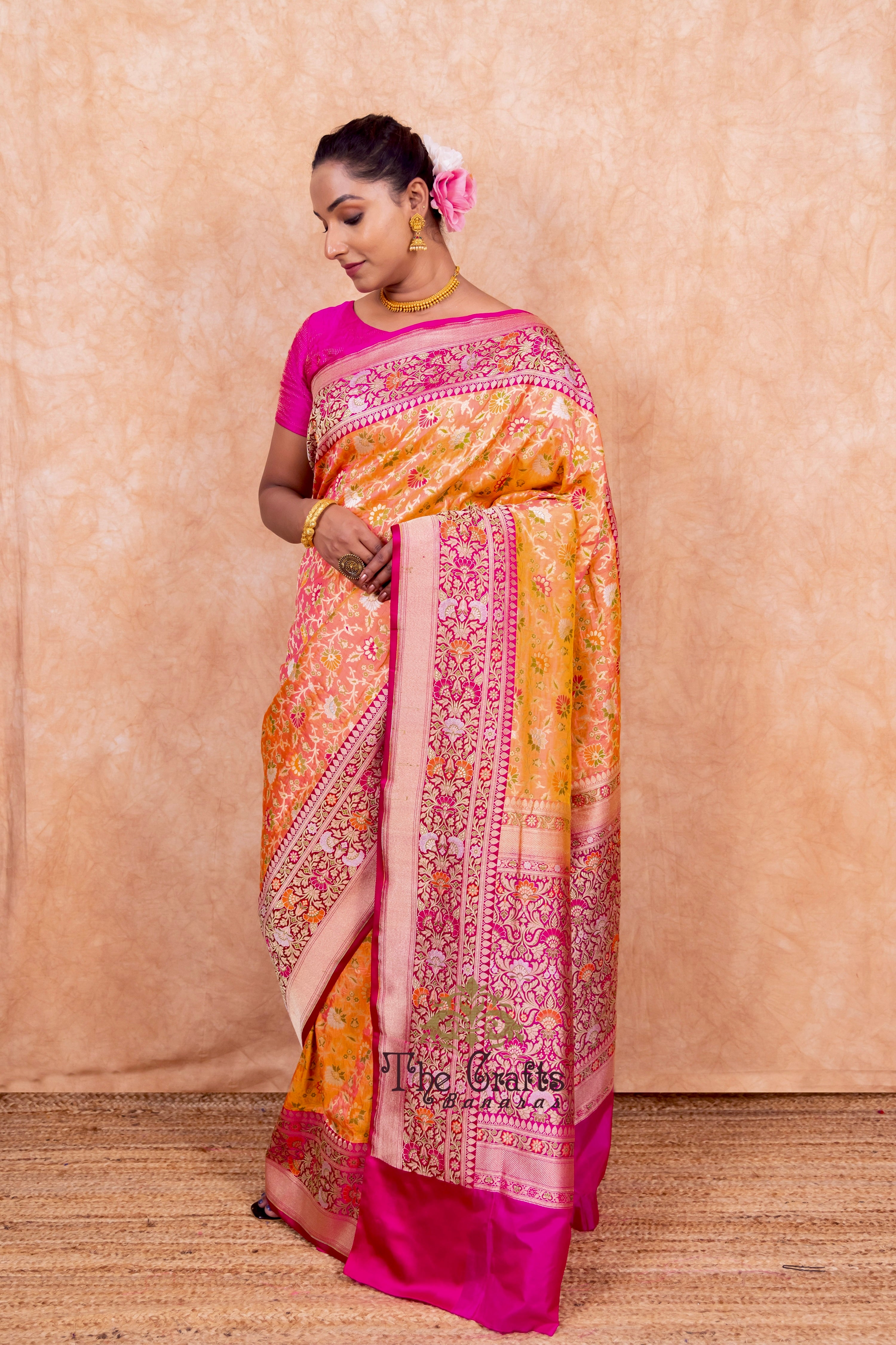 Pure Katan Silk Handloom Banarasi Saree - Jall Work With Meenakari Tilfi