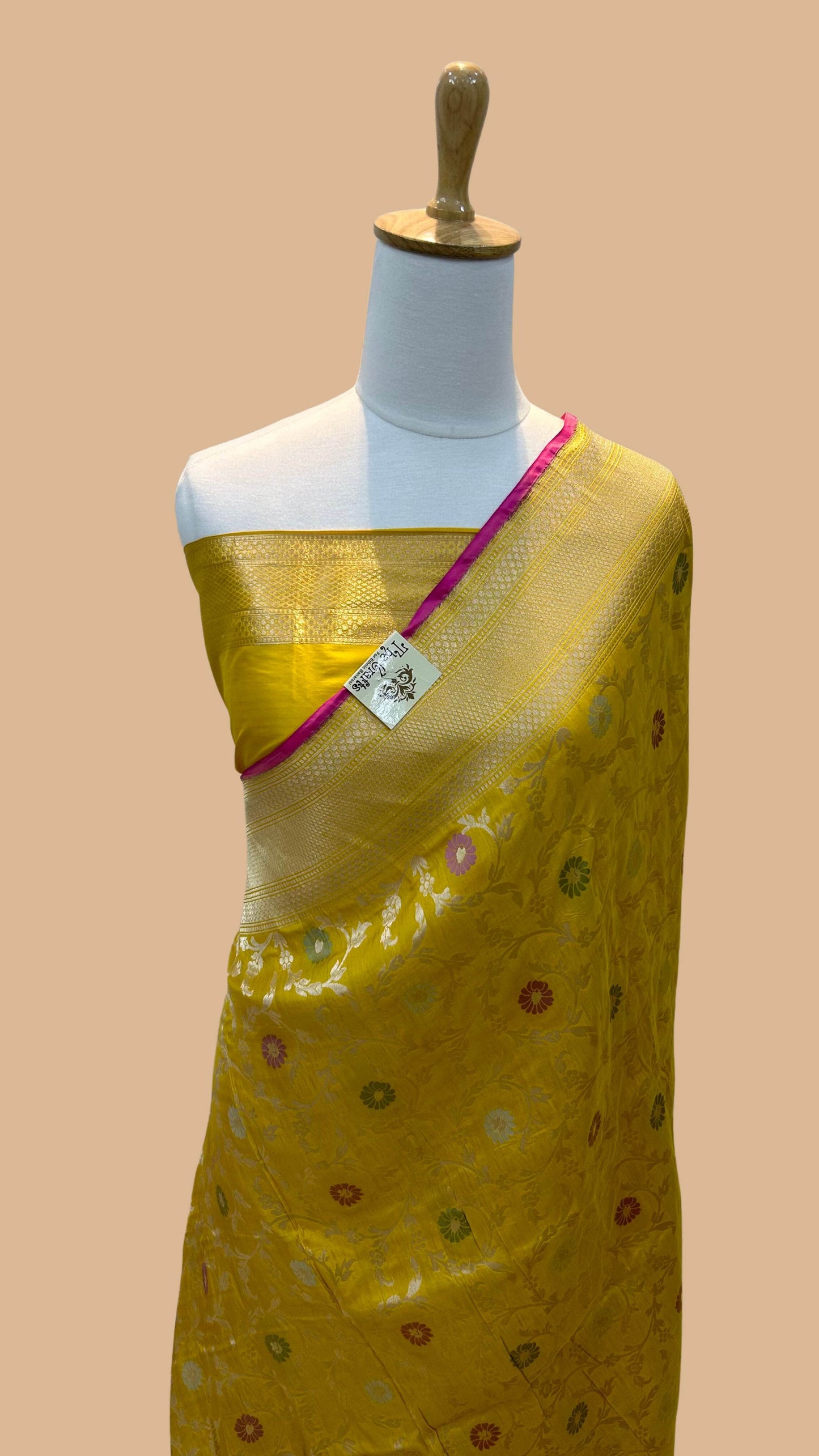 Pure Katan Silk Handloom Banarasi Saree - All over Jaal work with meenakari