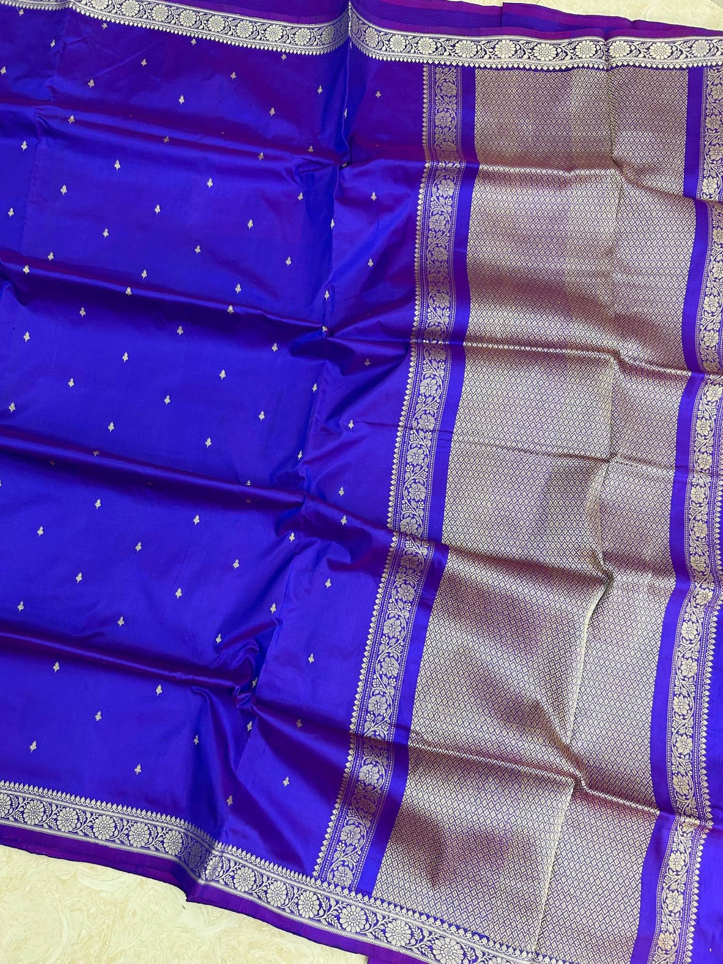 Pure Katan Silk Handloom Banarasi Saree - Chunri Buti