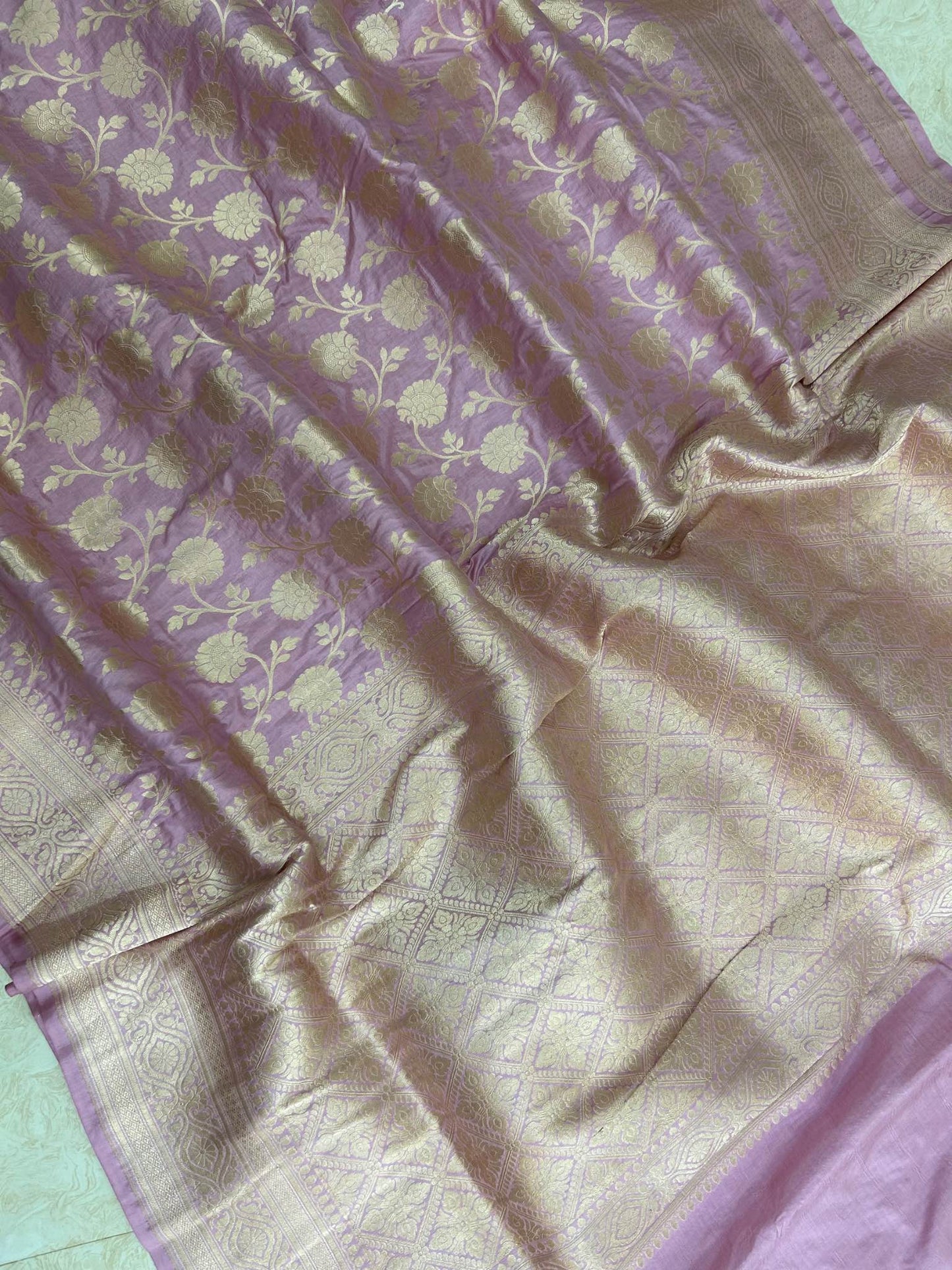 Pure Katan Silk Handloom Banarasi Saree - Jaal work