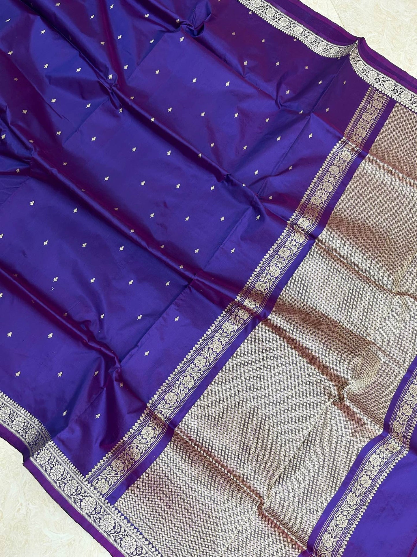 Pure Katan Silk Handloom Banarasi Saree - Chunri Buti