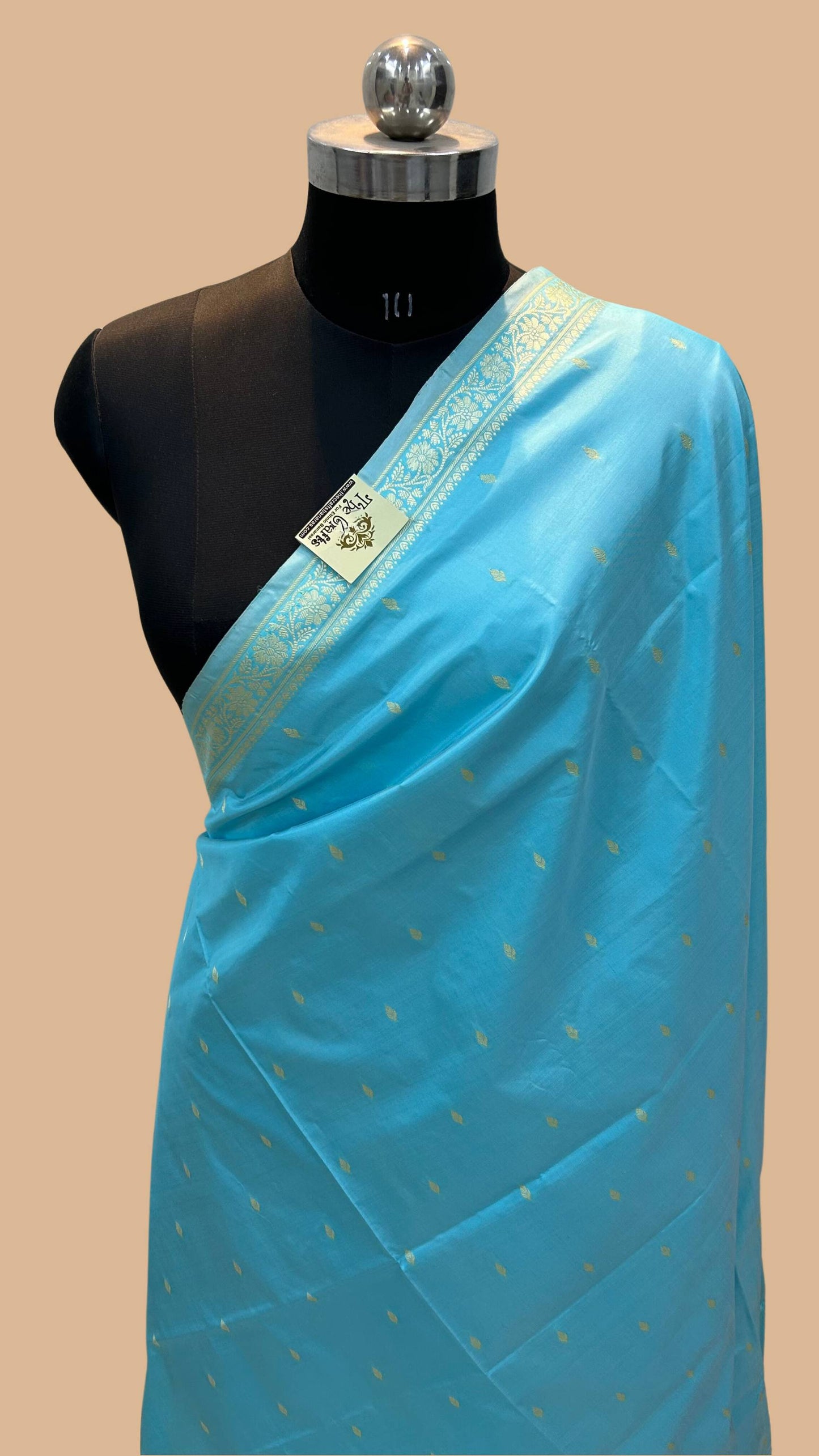 Pure Katan Silk Handloom Banarasi Saree - Chunri Buti
