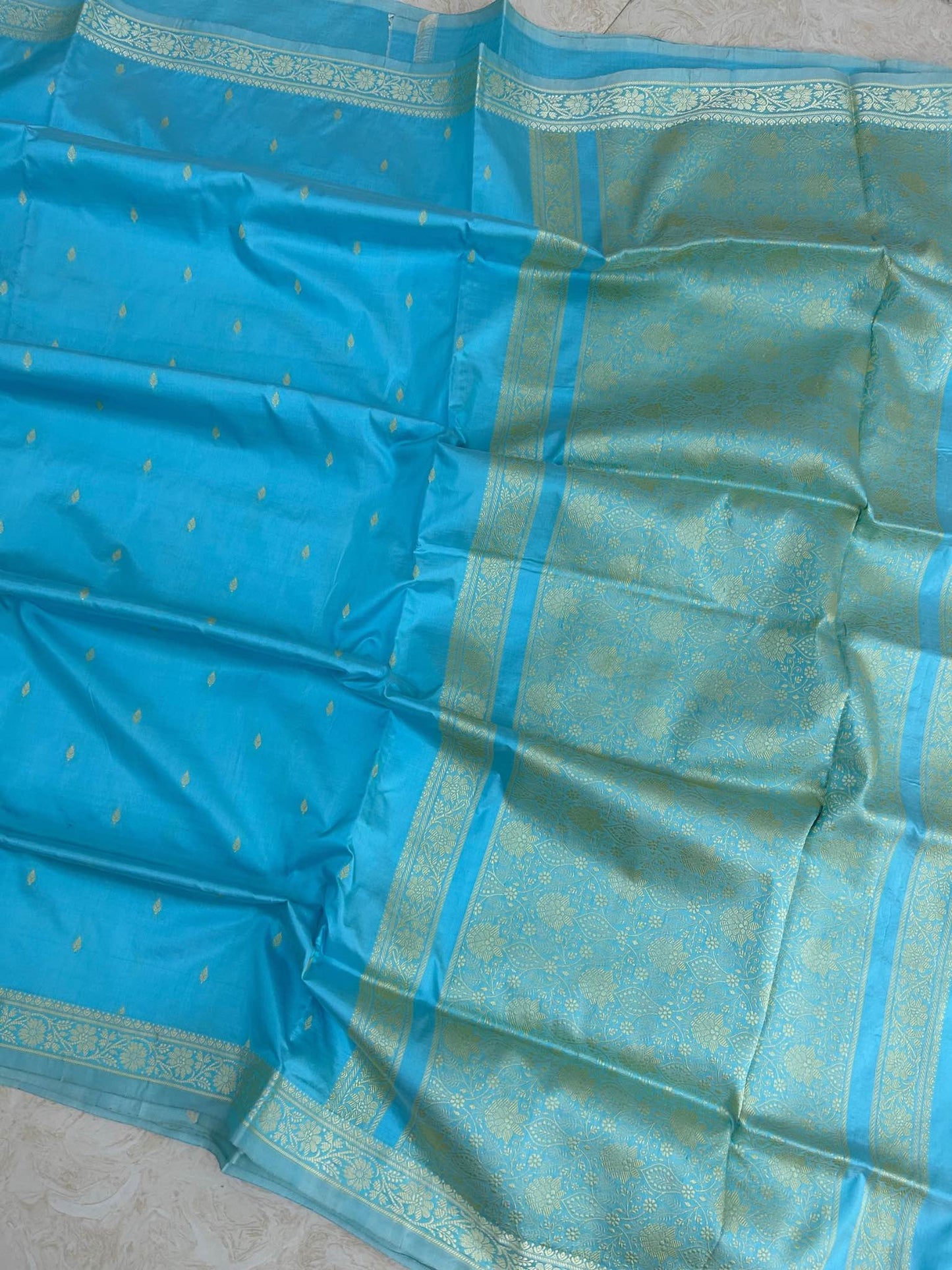 Pure Katan Silk Handloom Banarasi Saree - Chunri Buti