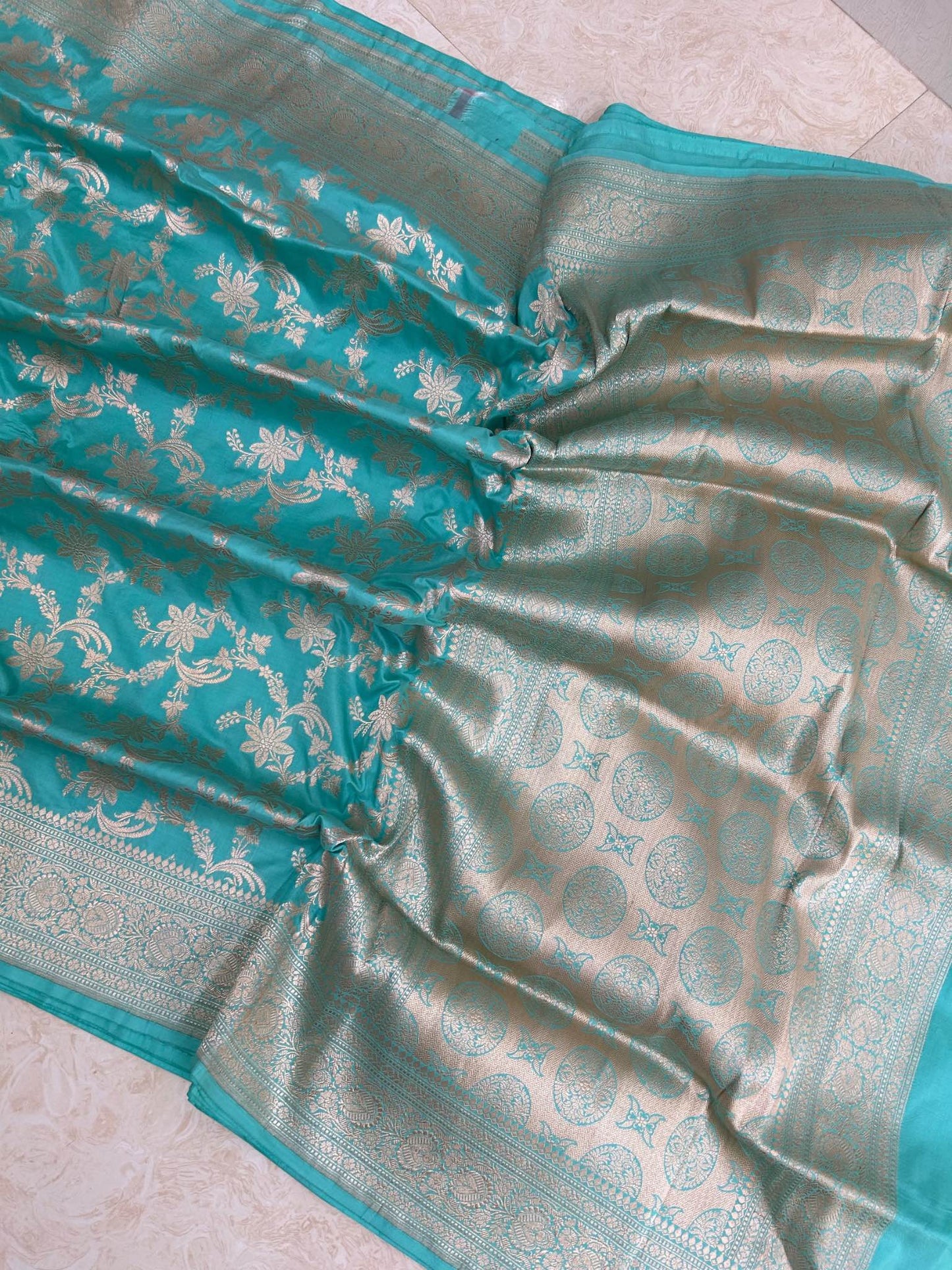 Pure Katan Silk Handloom Banarasi Saree - Jaal work