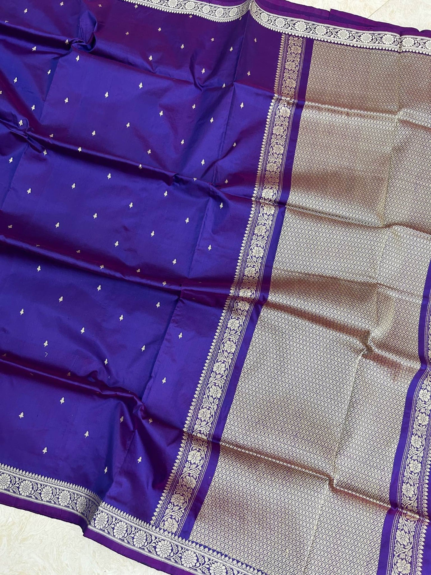 Pure Katan Silk Handloom Banarasi Saree - Chunri Buti