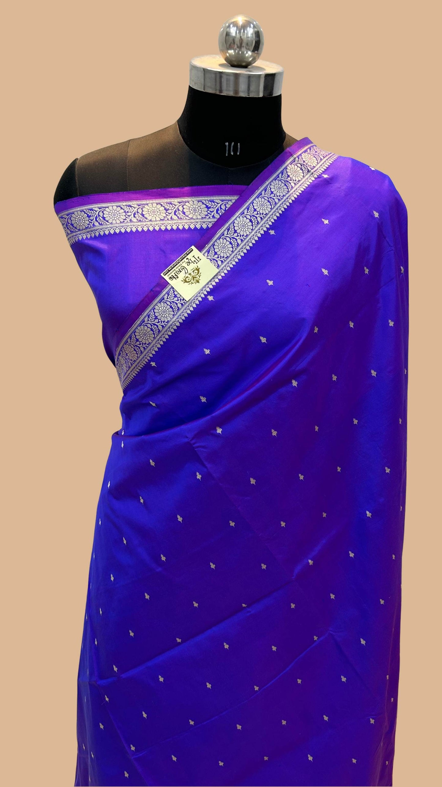Pure Katan Silk Handloom Banarasi Saree - Chunri Buti