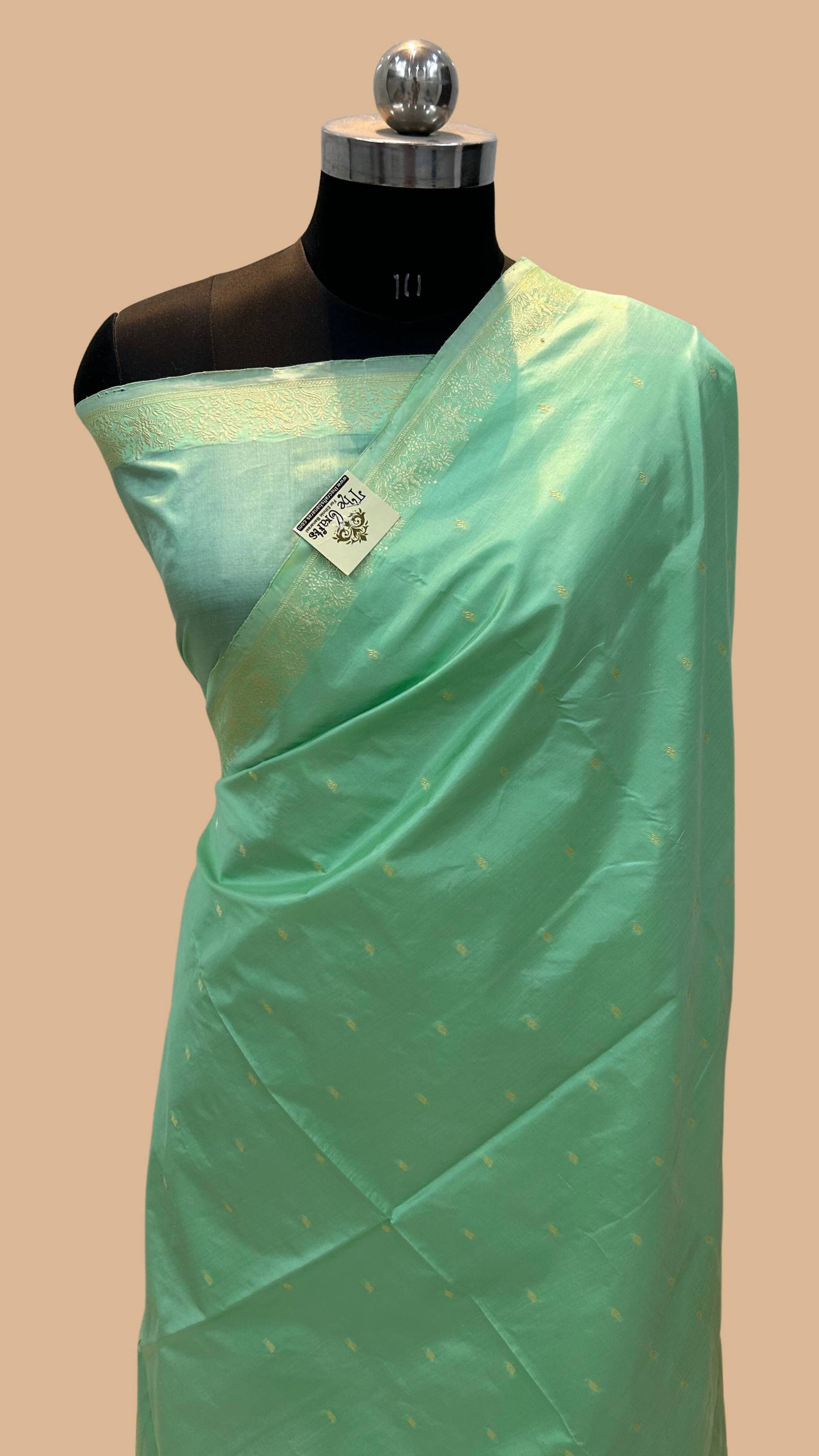 Pure Katan Silk Handloom Banarasi Saree - Chunri Buti