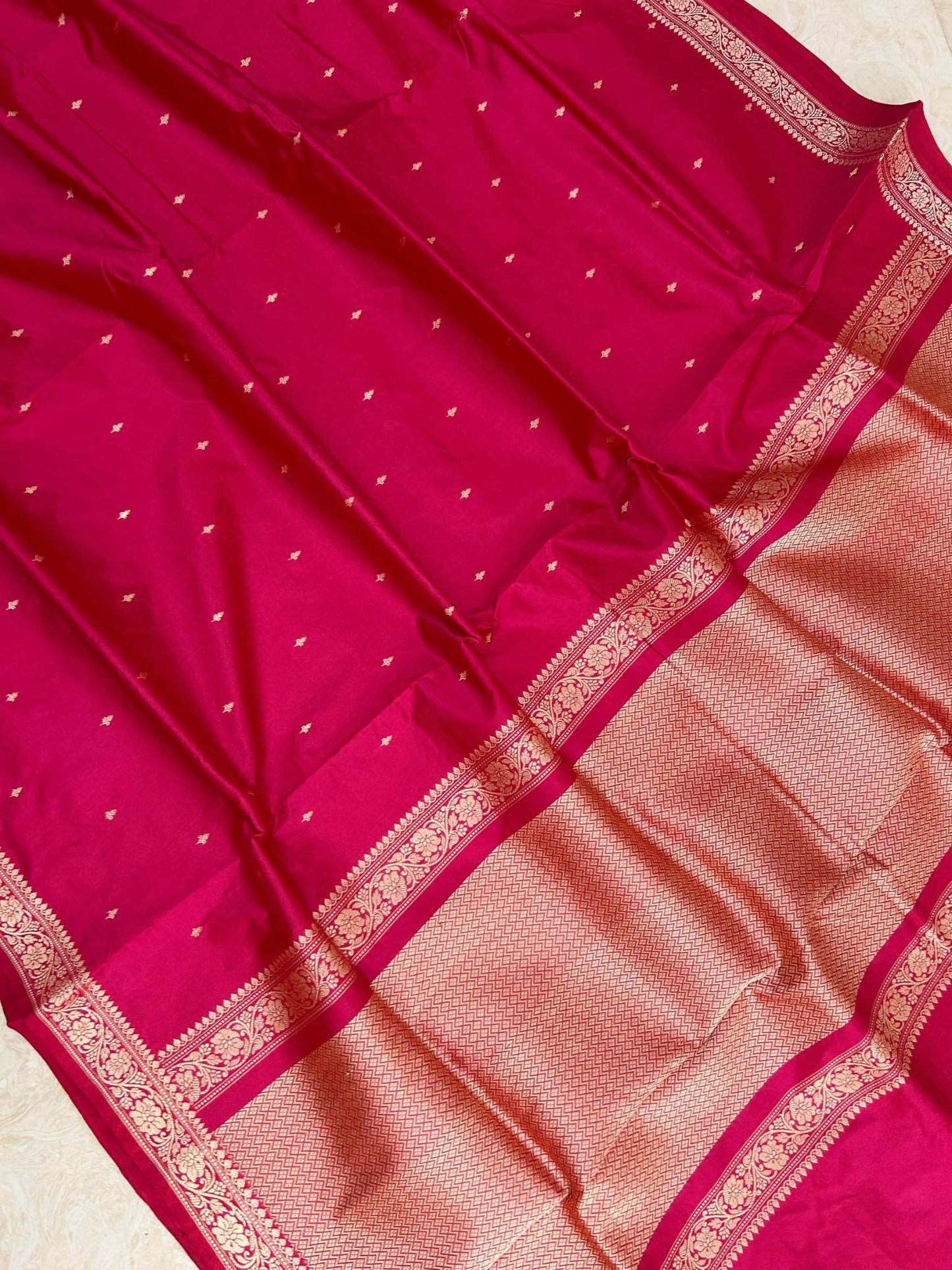 Pure Katan Silk Handloom Banarasi Saree - Chunri Buti