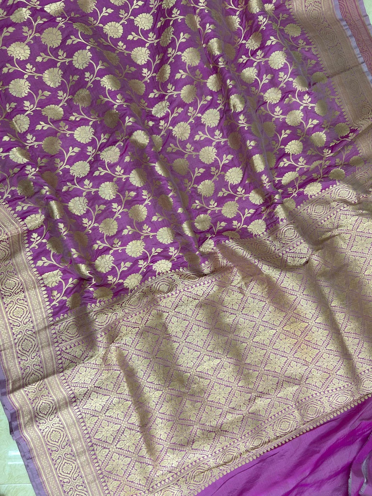 Pure Katan Silk Handloom Banarasi Saree - Jaal work