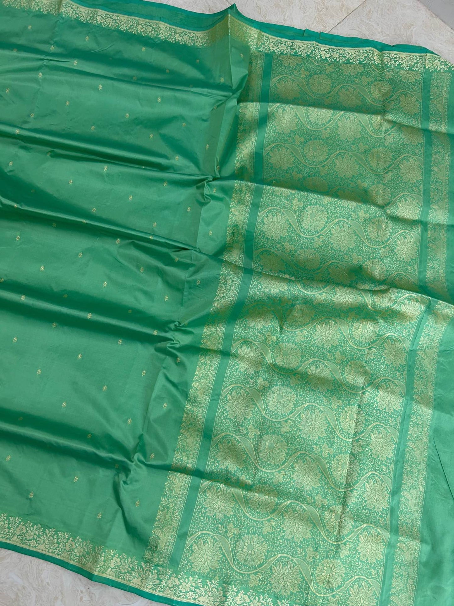 Pure Katan Silk Handloom Banarasi Saree - Chunri Buti