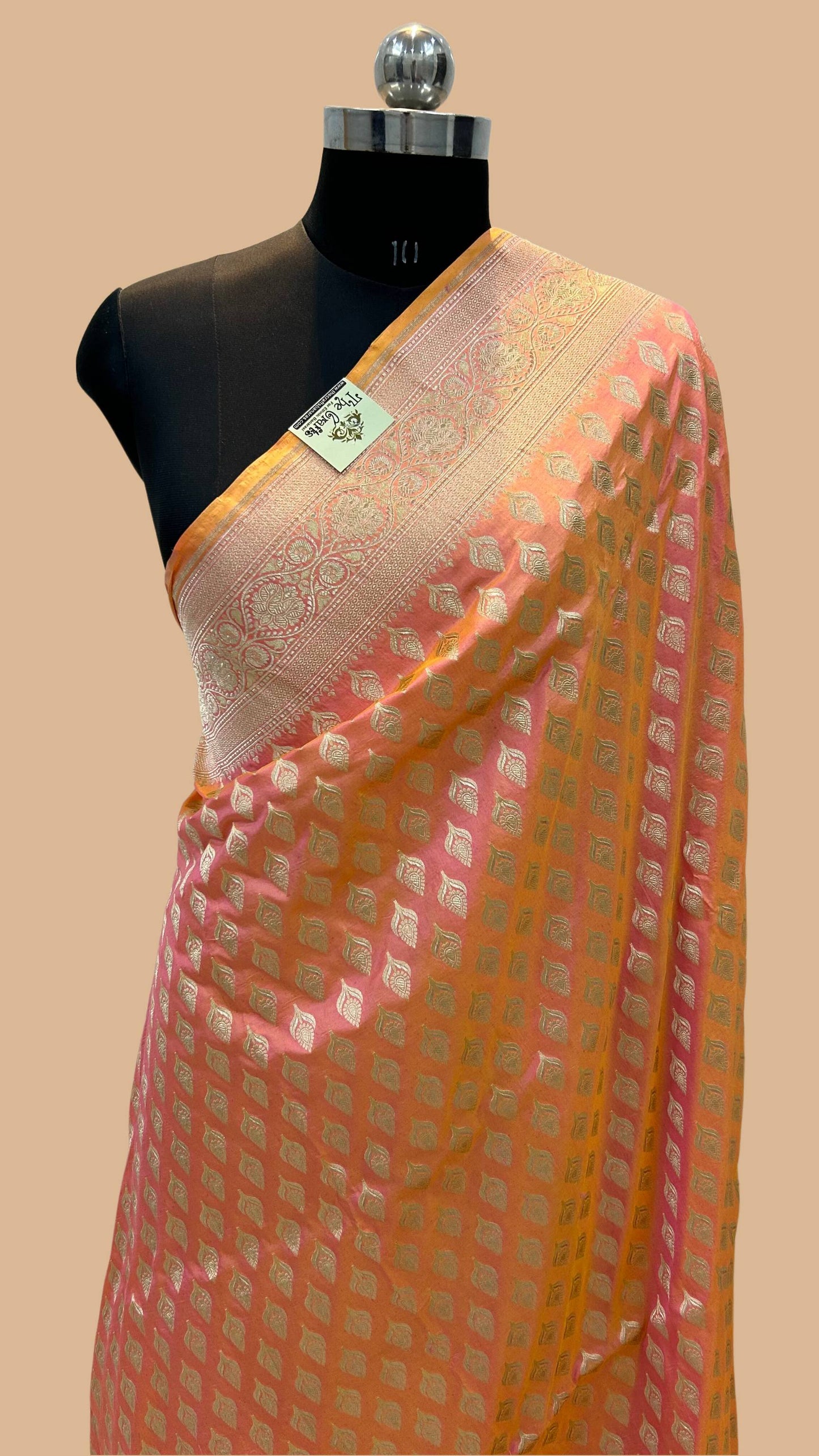 Pure Katan Silk Handloom Banarasi Saree - Jaal work